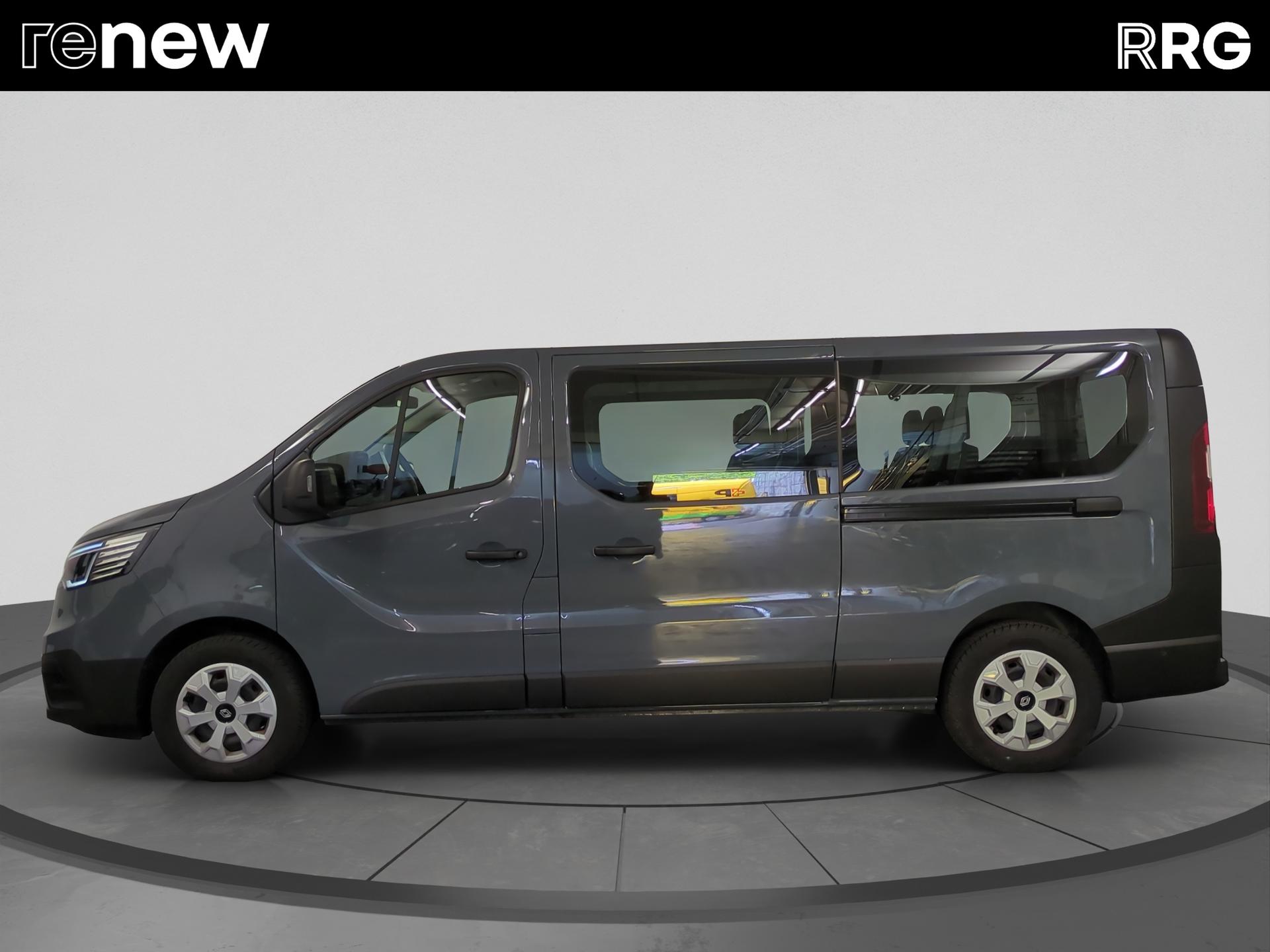 RENAULT Trafic Blue dCi 150 Grand Passenger Evolution EDC-image-5