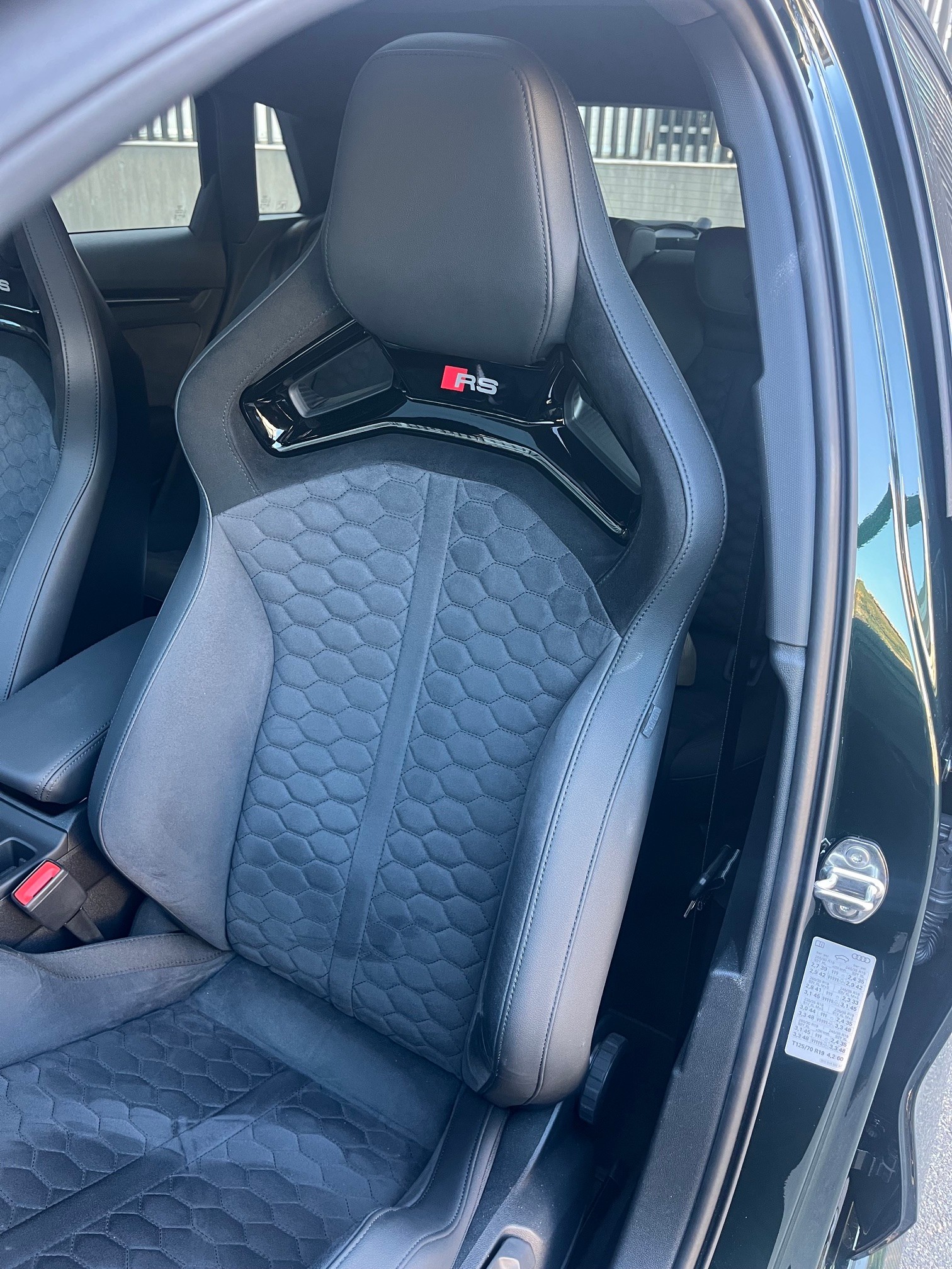 AUDI RS3 Sportback-image-4