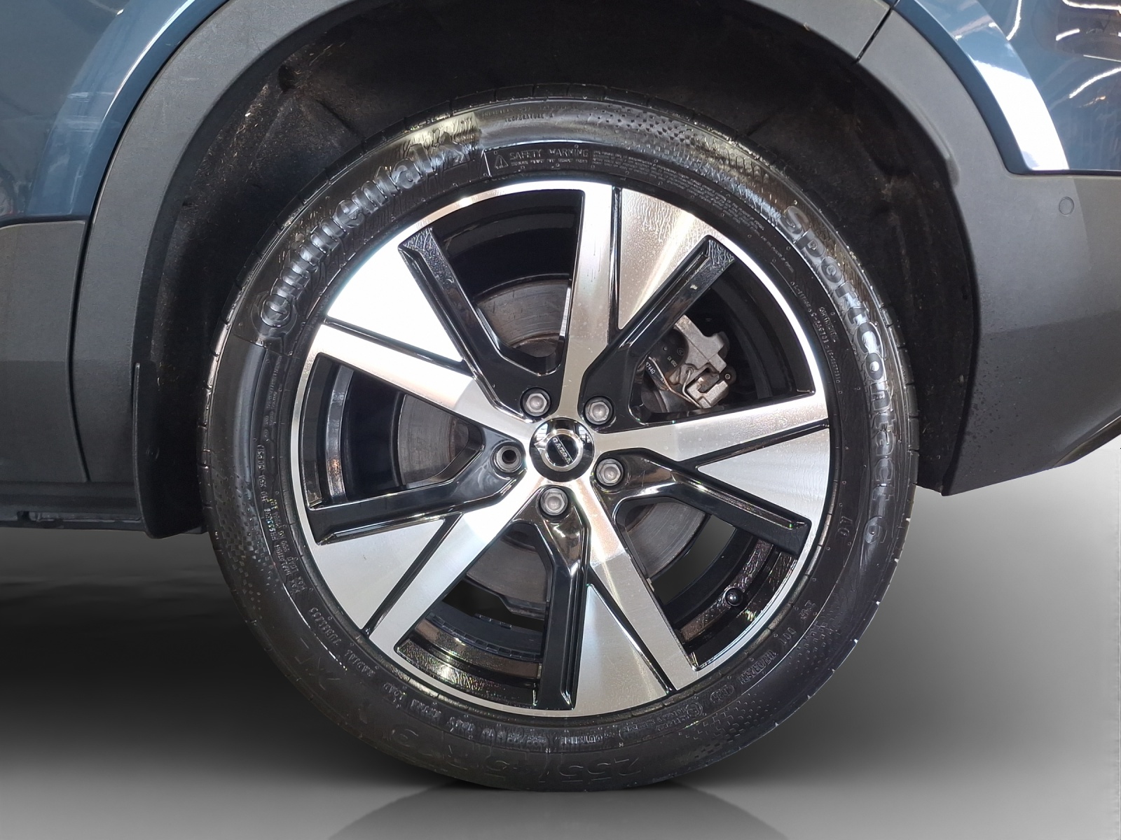 VOLVO XC40 Recharge P8 Twin AWD Pure Electric Pro-image-13