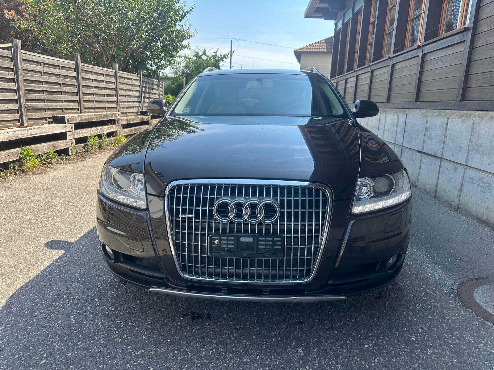 AUDI A6 allroad 3.0 TDI quattro tiptronic-image-4