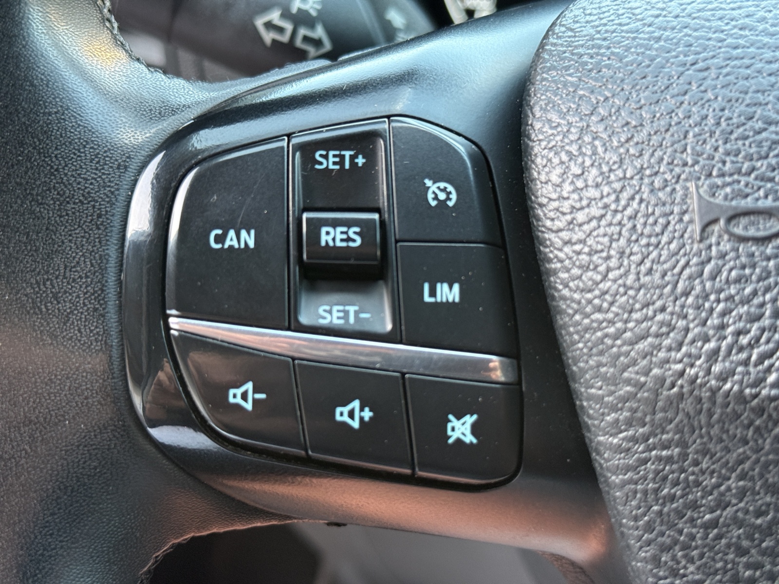 FORD Transit Custom Van 280 L1H1 Basis-image-15