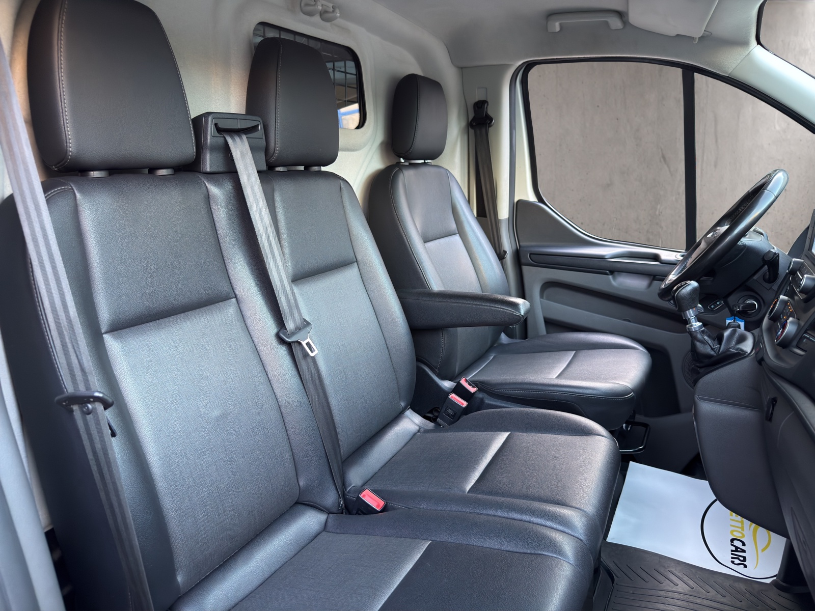 FORD Transit Custom Van 280 L1H1 Basis-image-7