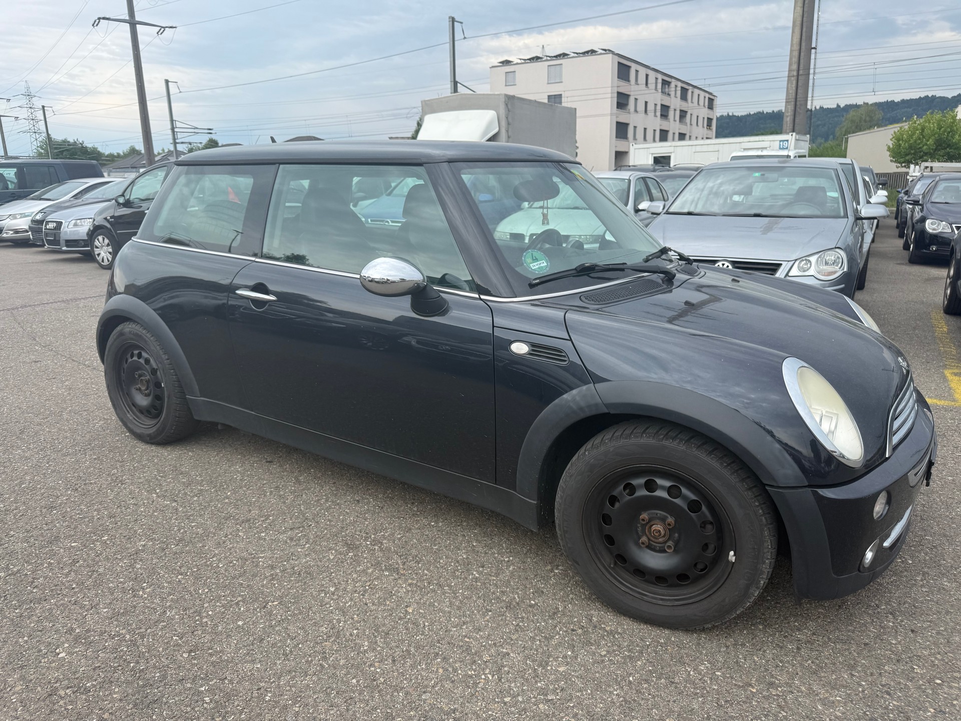 MINI One-image-1