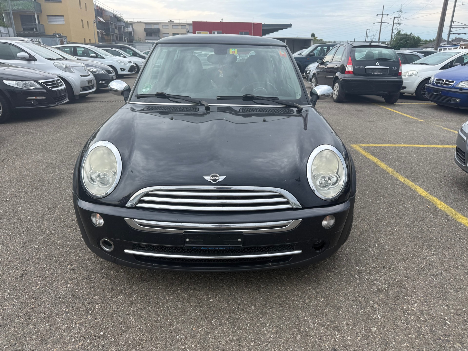 MINI One-image-0