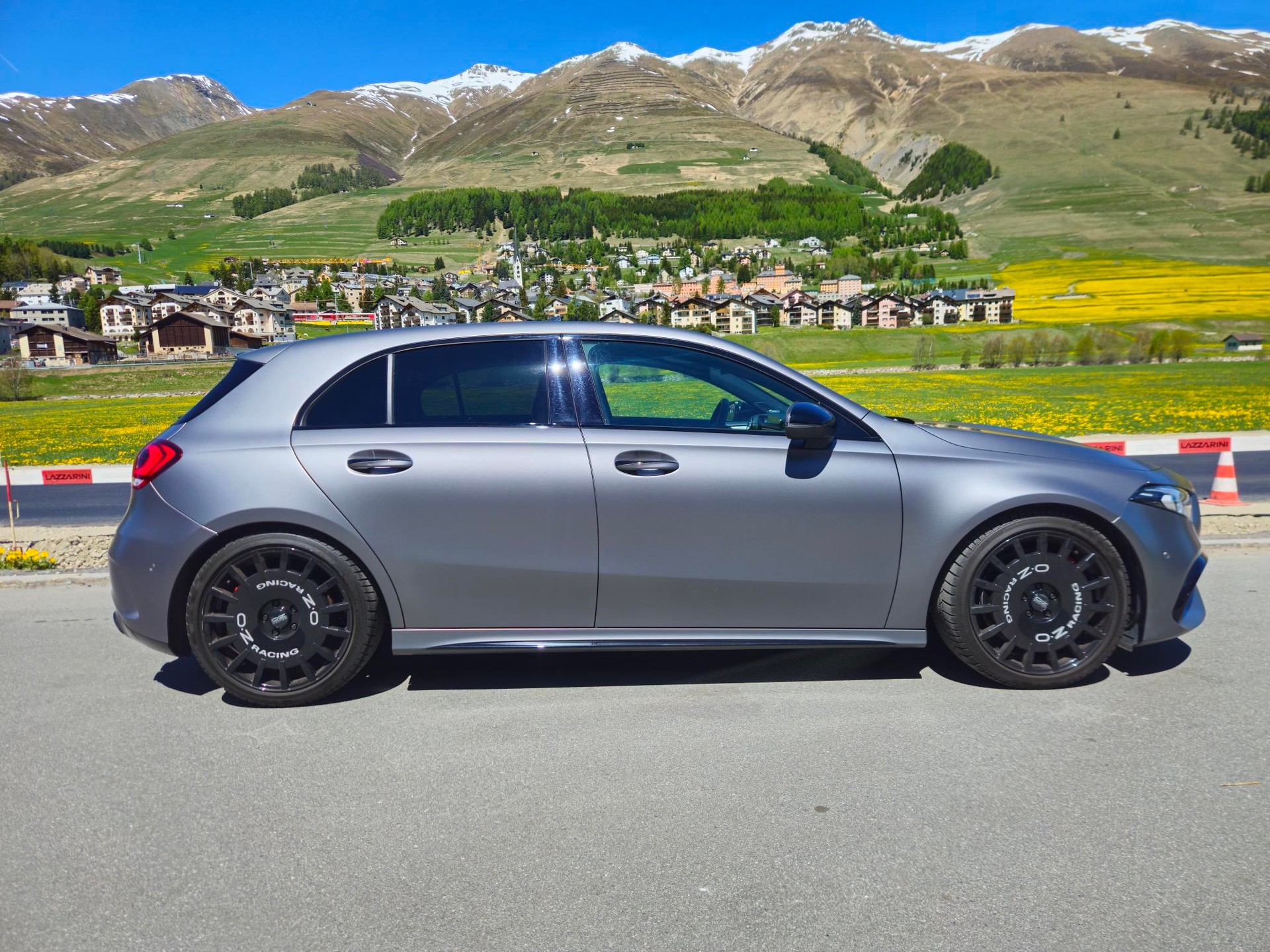 MERCEDES-BENZ A 45 S AMG 4Matic+ Speedshift-image-5