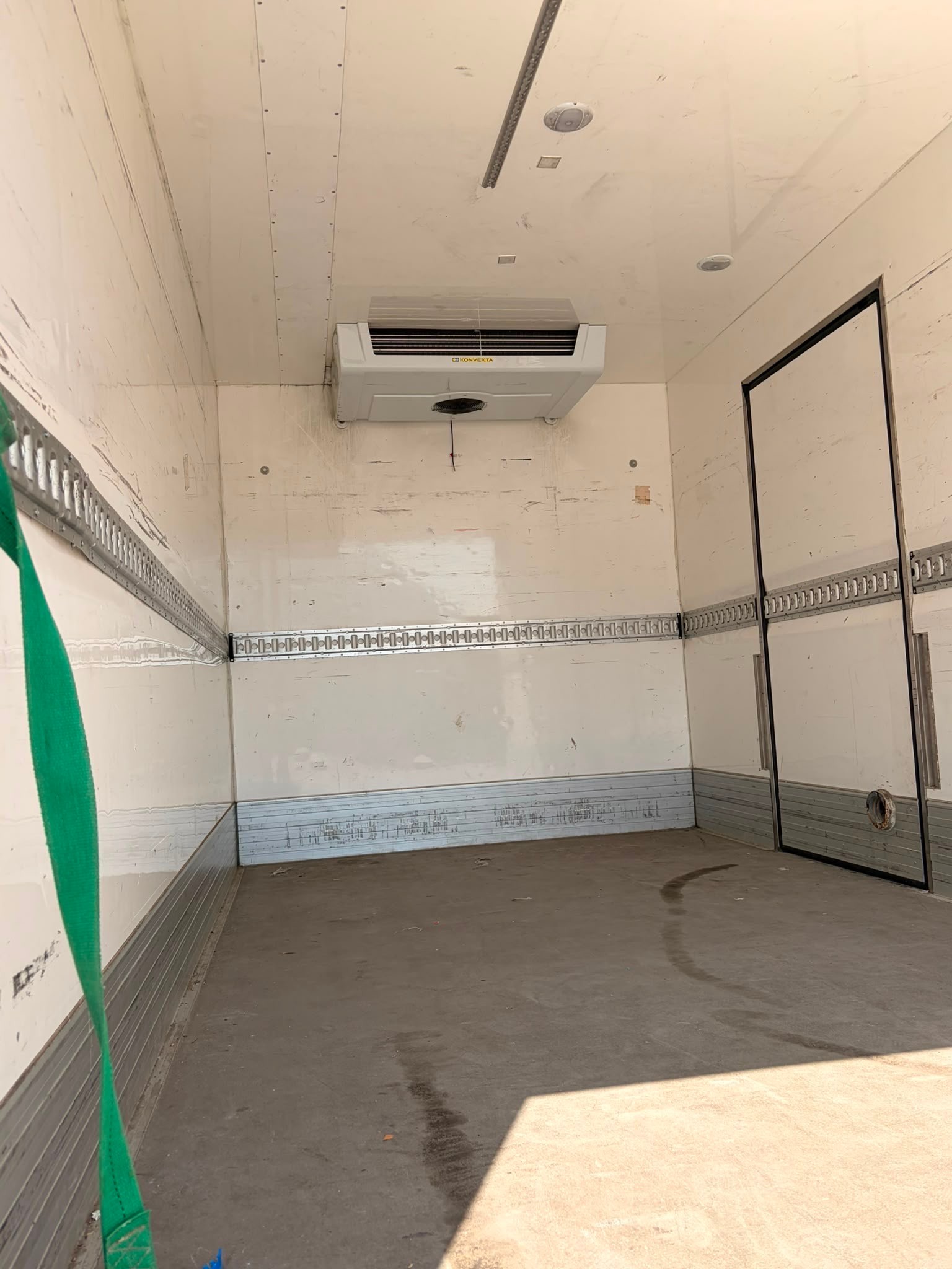 IVECO 70C21 Daily-image-2