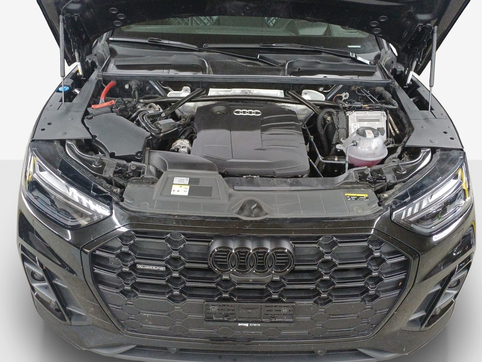 AUDI Q5 40 TDI S-line quattro S-tronic-image-14