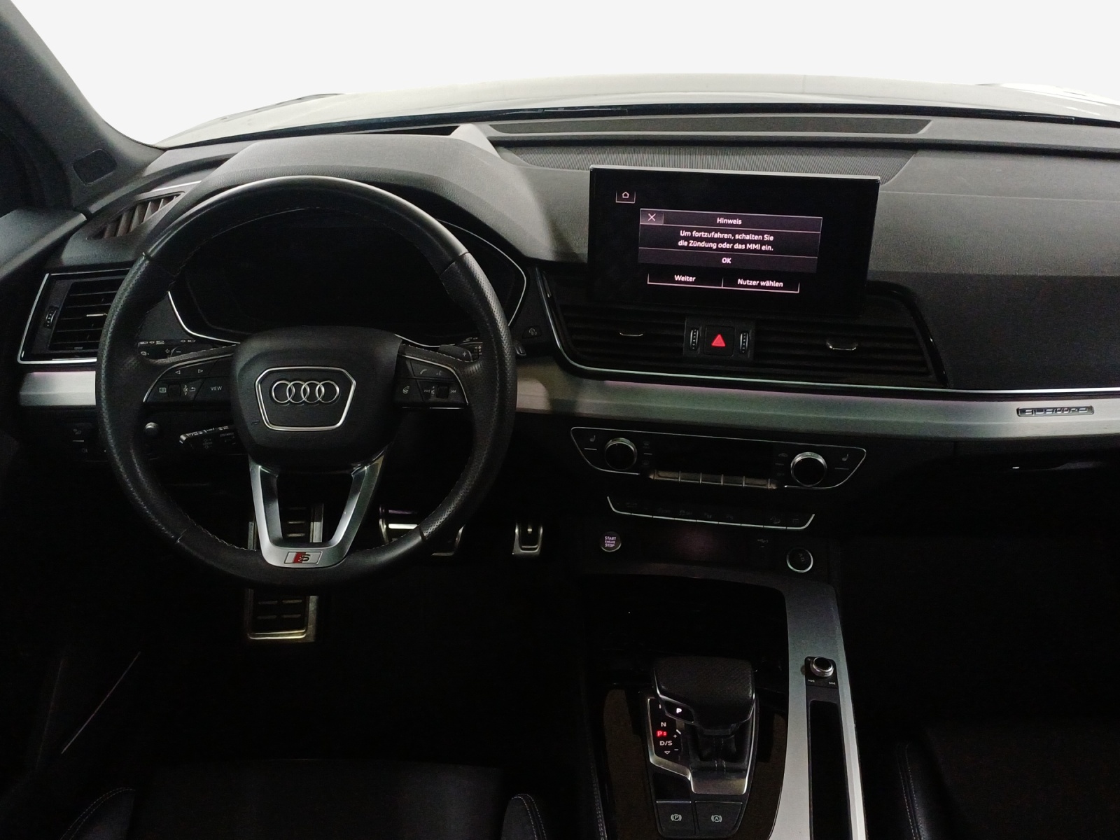 AUDI Q5 40 TDI S-line quattro S-tronic-image-8