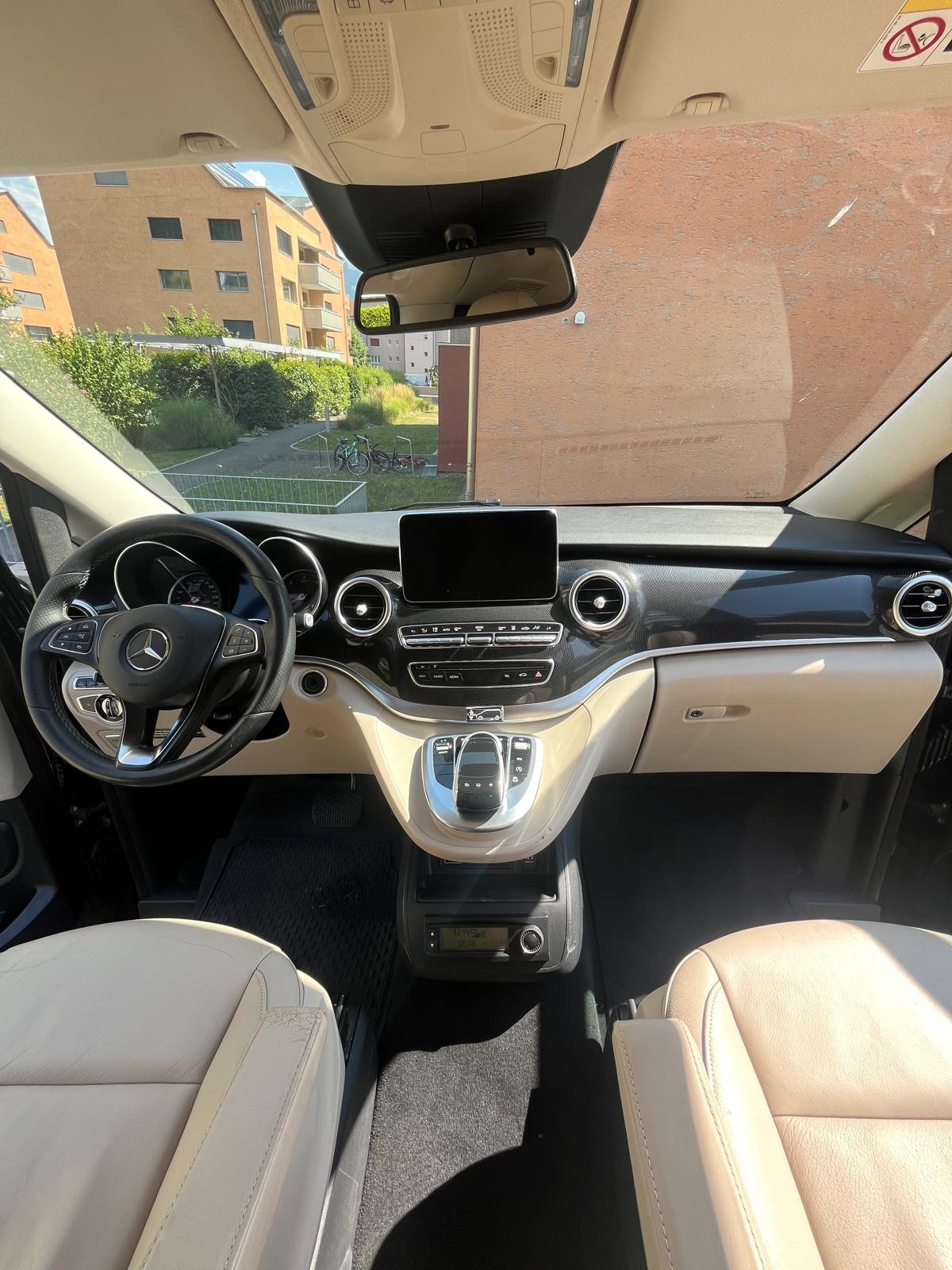 MERCEDES-BENZ 250 d 4matic-image-3