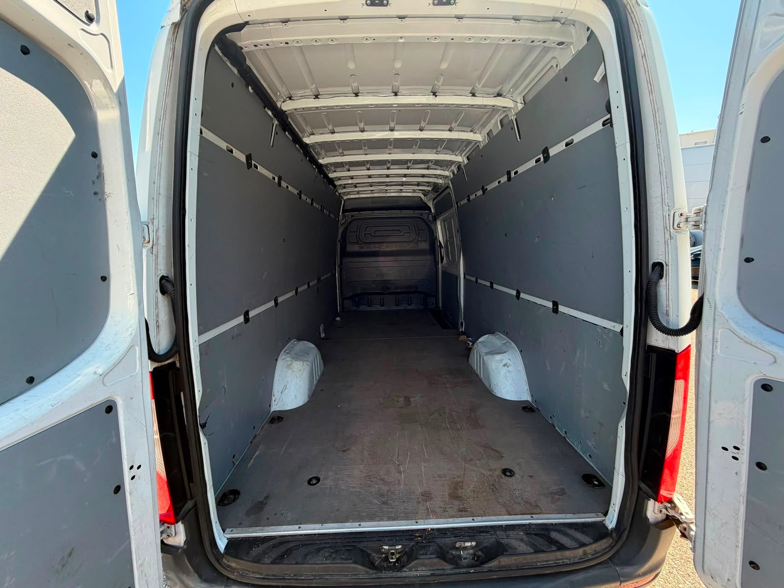 MERCEDES-BENZ Sprinter 314 CDI Lang 7G-TRONIC PLUS-image-19