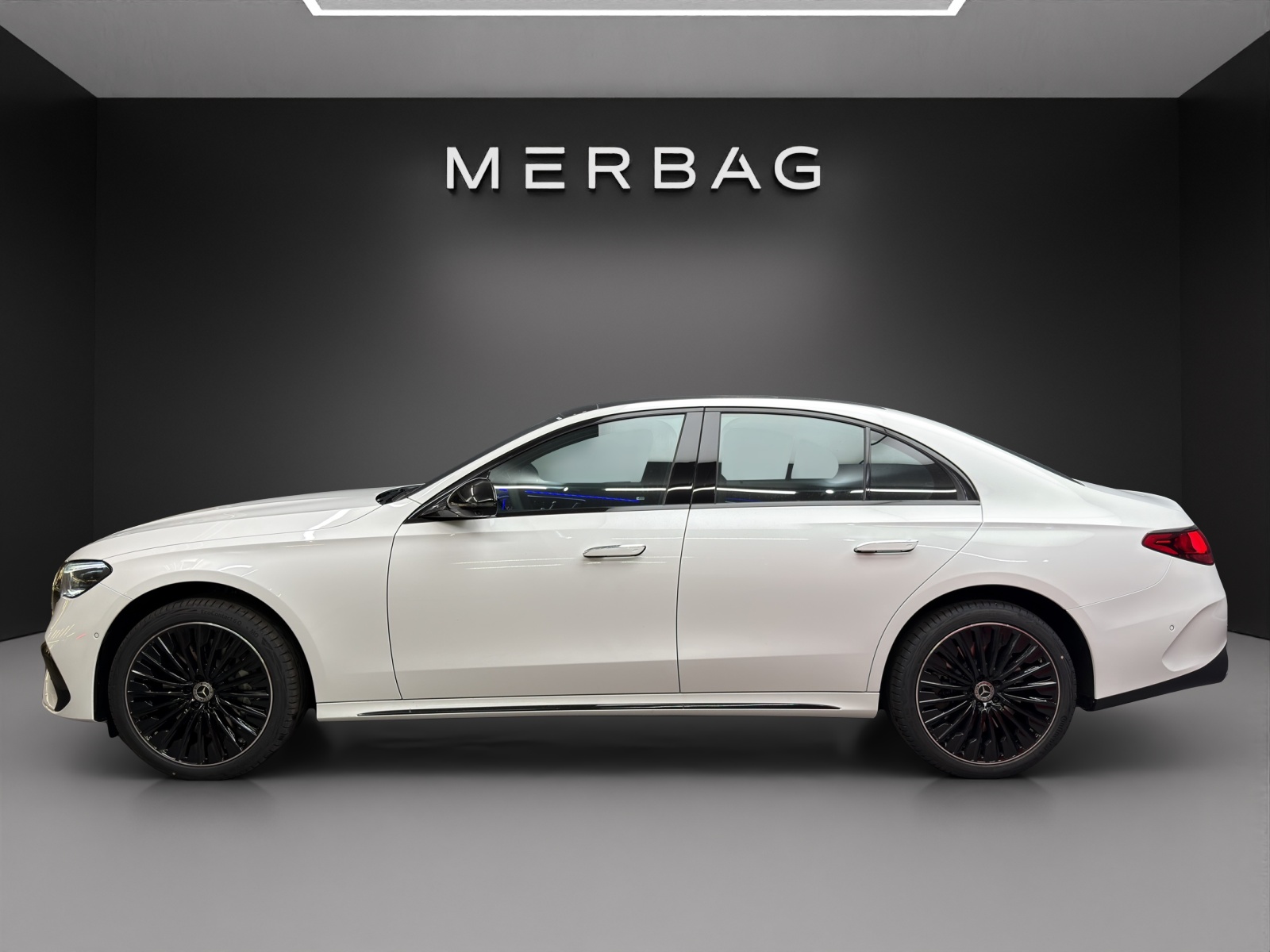 MERCEDES-BENZ E 450 d 4Matic 9G-Tronic-image-2
