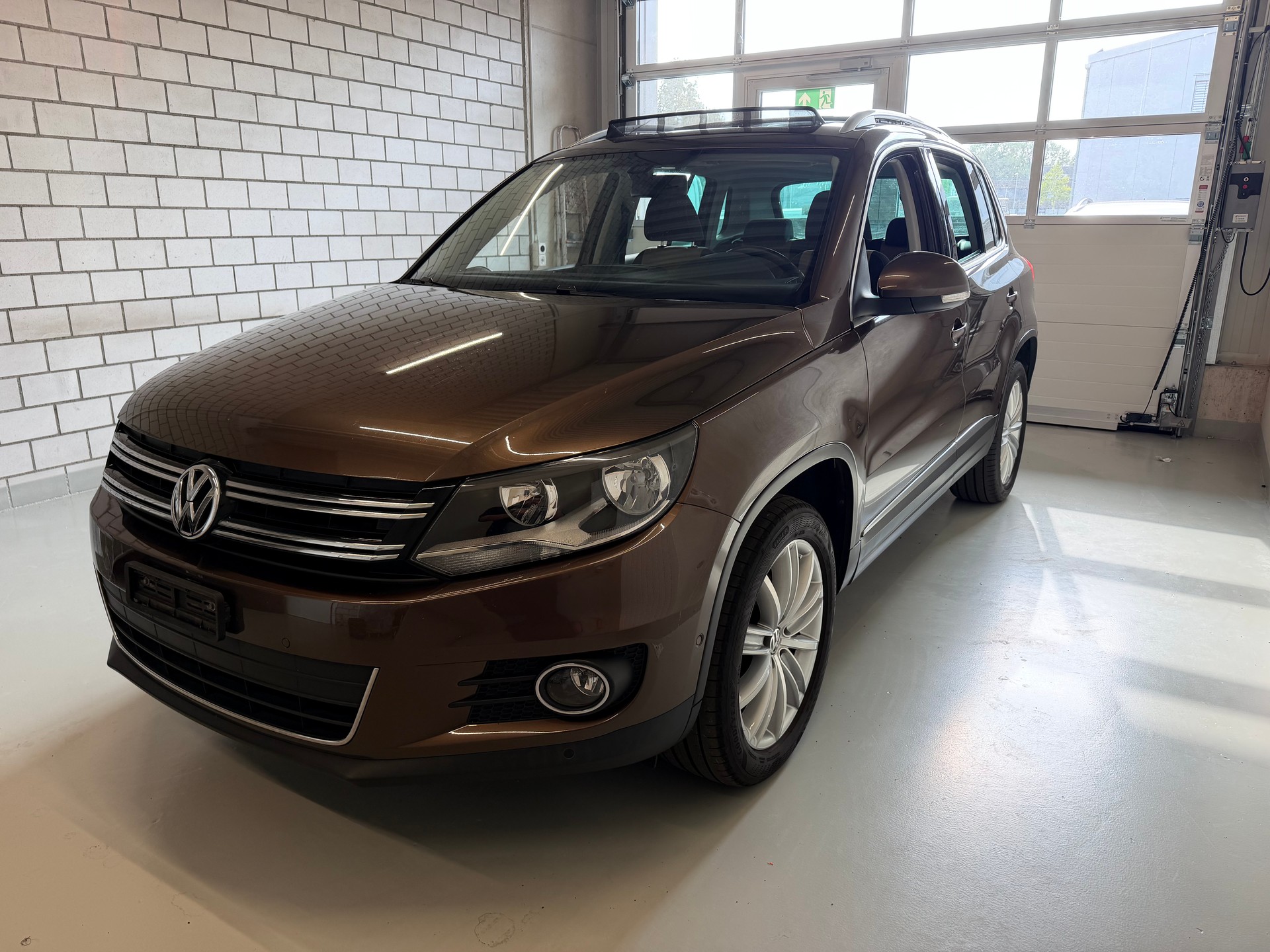 VW Tiguan 2.0 TDI BlueMotion Sport&Style 4Motion DSG-image-0