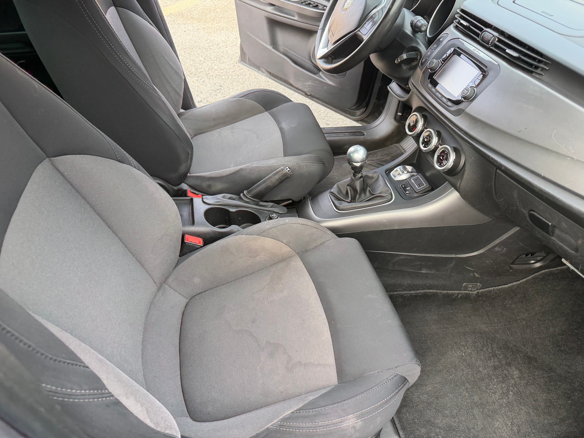 ALFA ROMEO Giulietta 1.4 T Progression-image-8