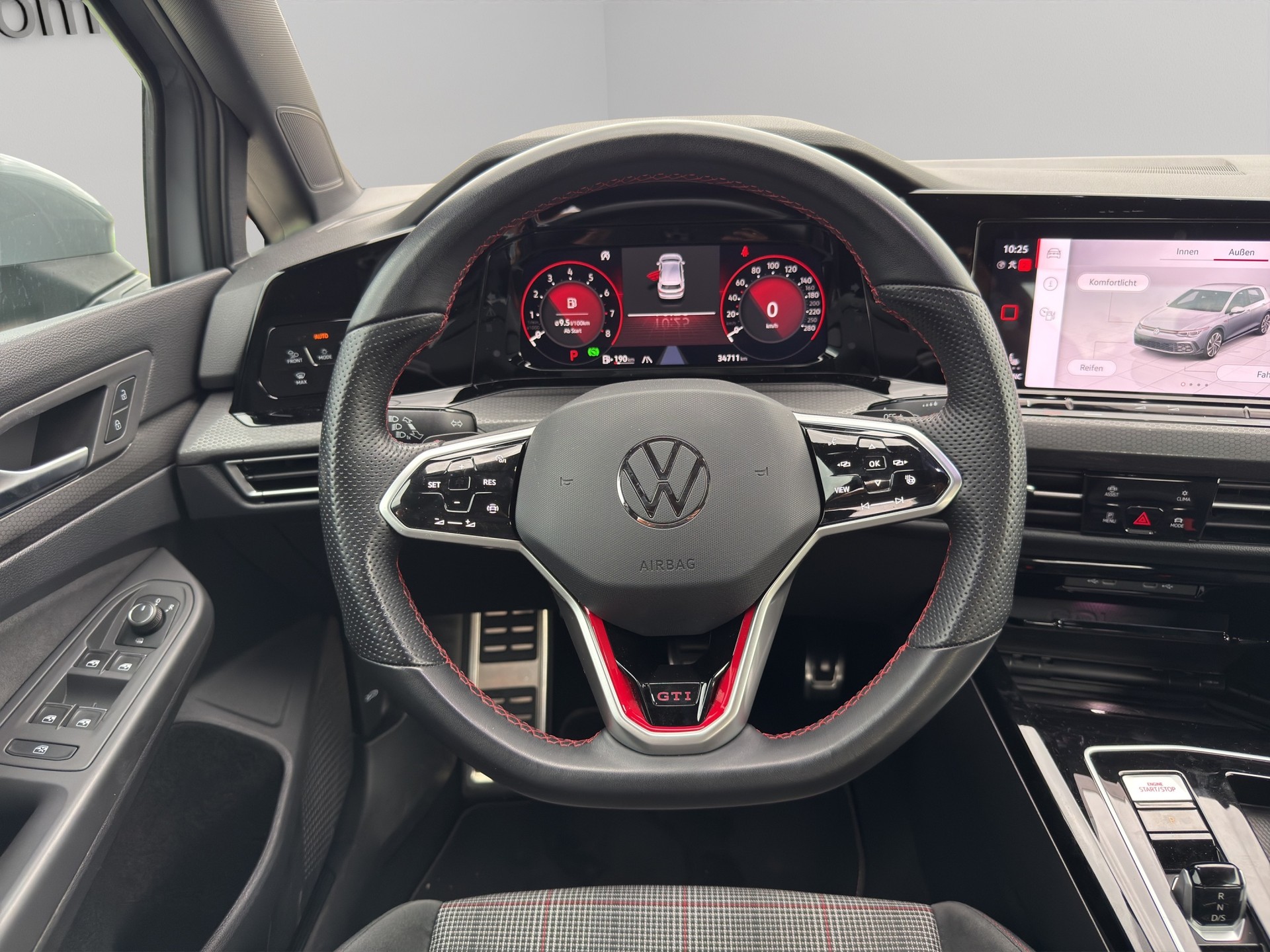 VW Golf 8 GTI-image-10