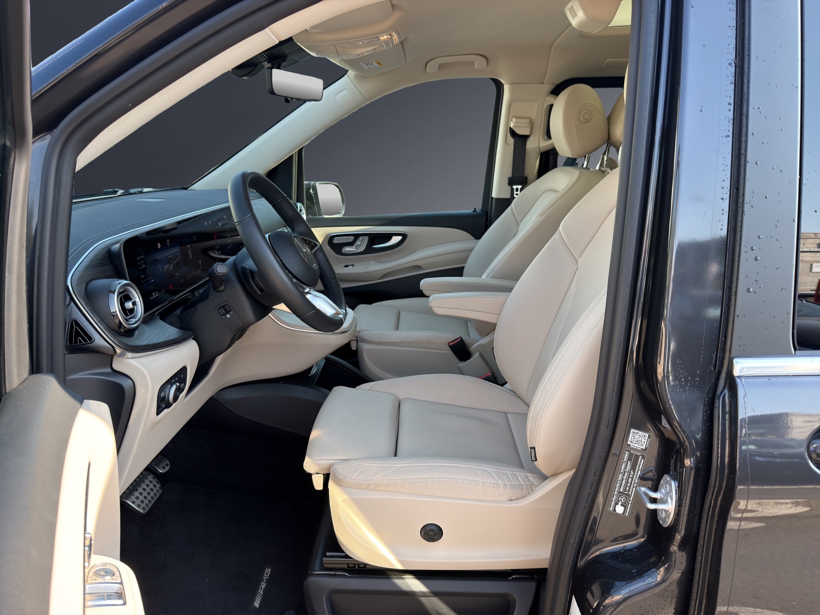MERCEDES-BENZ V 300 d Avantgarde kompakt 4Matic 9G-Tronic-image-5