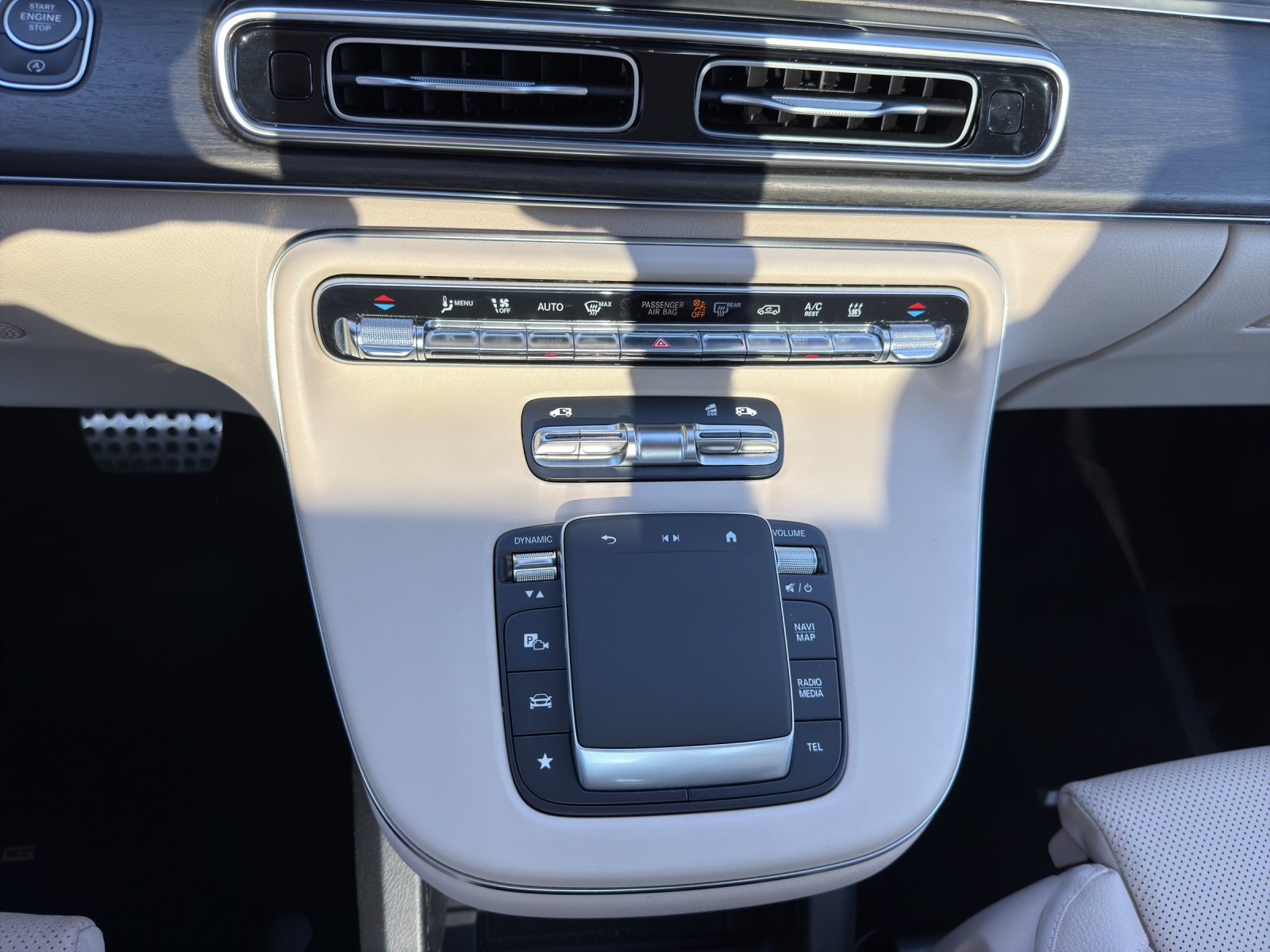 Image MERCEDES-BENZ V-300 V 300 d Avantgarde kompakt 4Matic 9G-Tronic