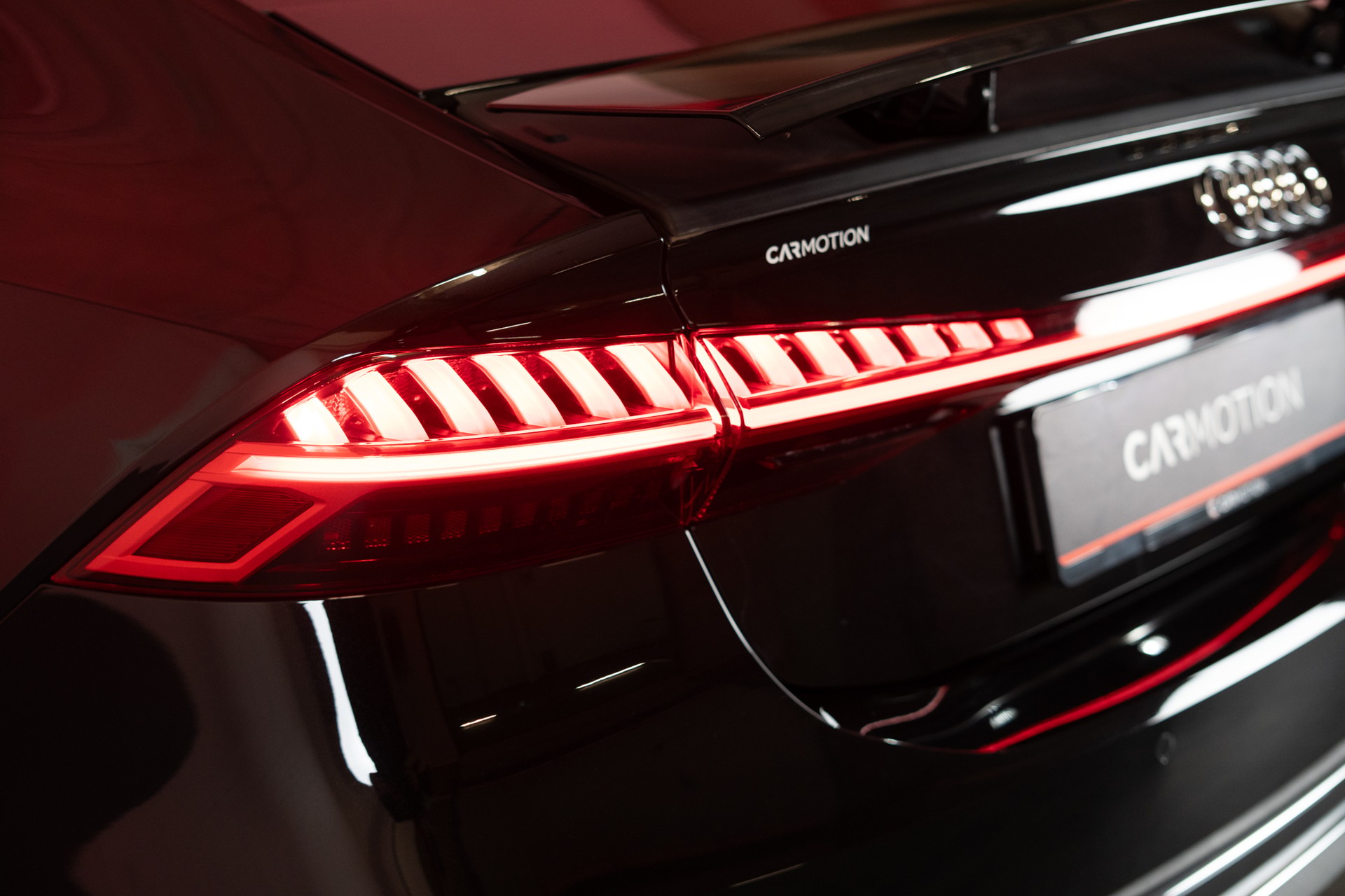 AUDI A7 Sportback 3.0 45 TDI quattro T-Tronic / S-Line / Glasdach / Rückfahrkamera-image-8