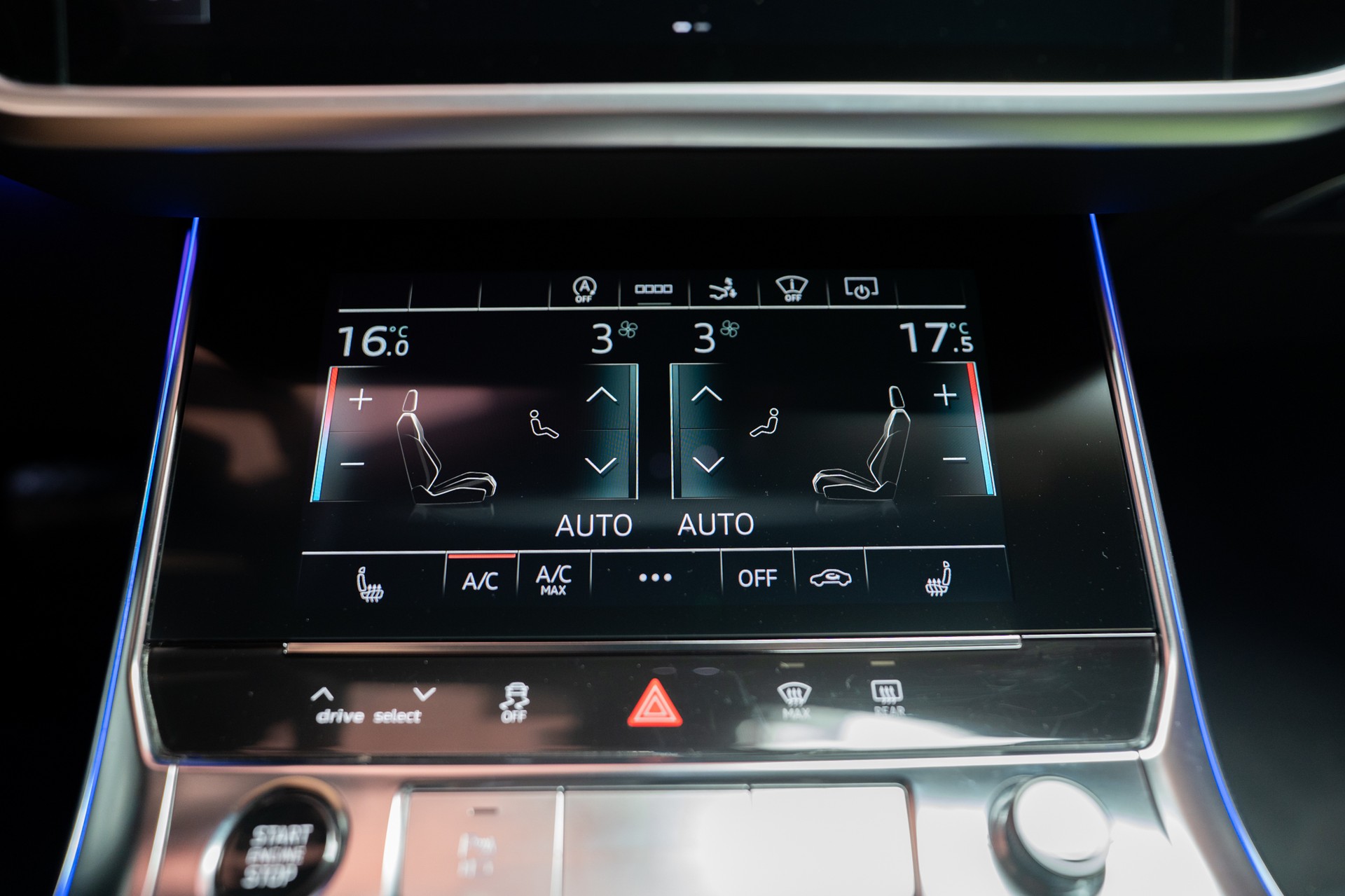 AUDI A7 Sportback 3.0 45 TDI quattro T-Tronic / S-Line / Glasdach / Rückfahrkamera-image-29