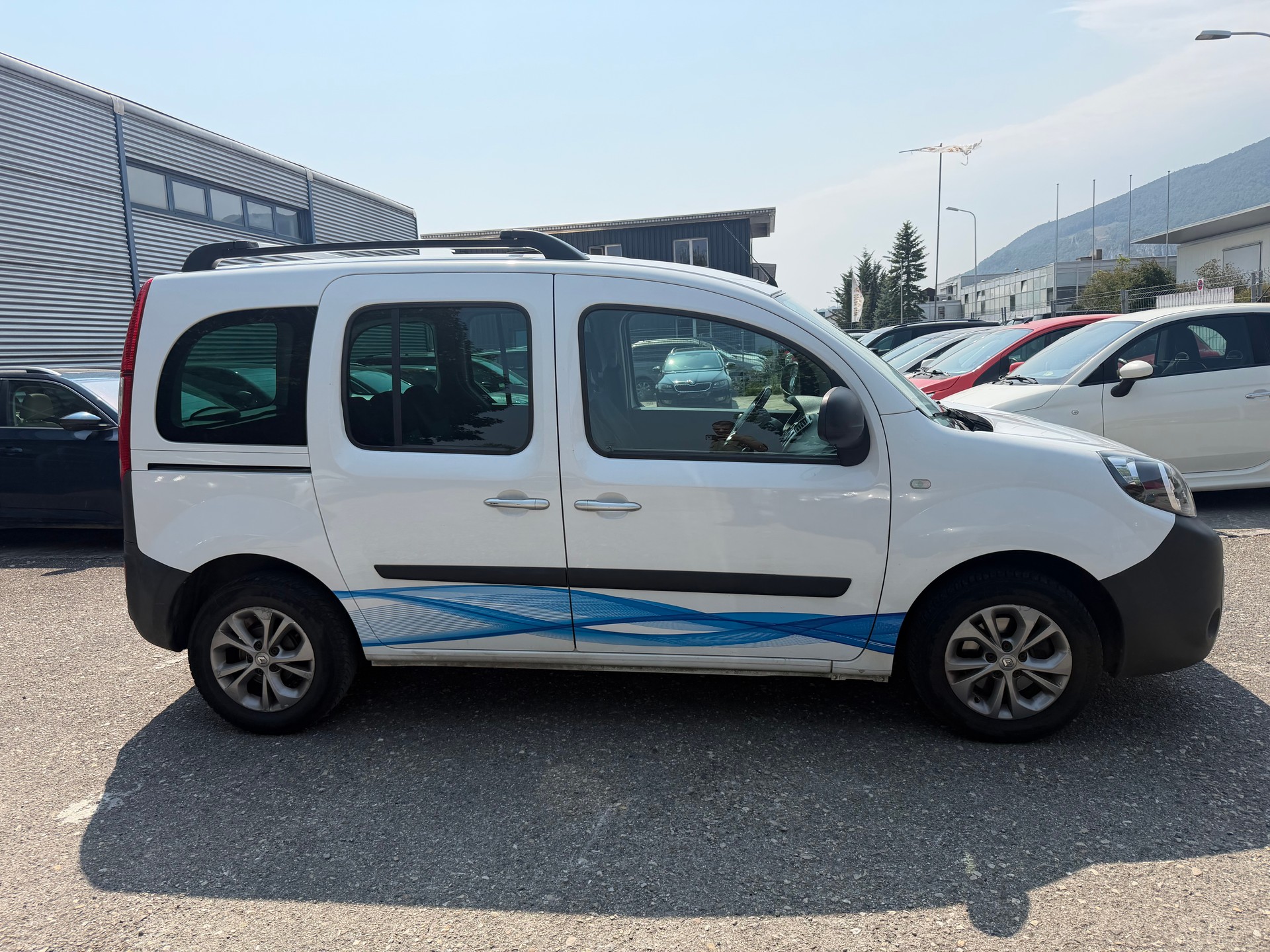 RENAULT Kangoo 1.5 dCi Dynamique-image-3