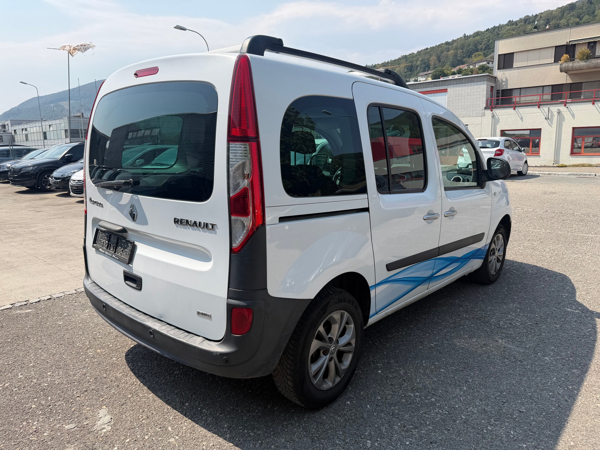 RENAULT Kangoo 1.5 dCi Dynamique-image-8