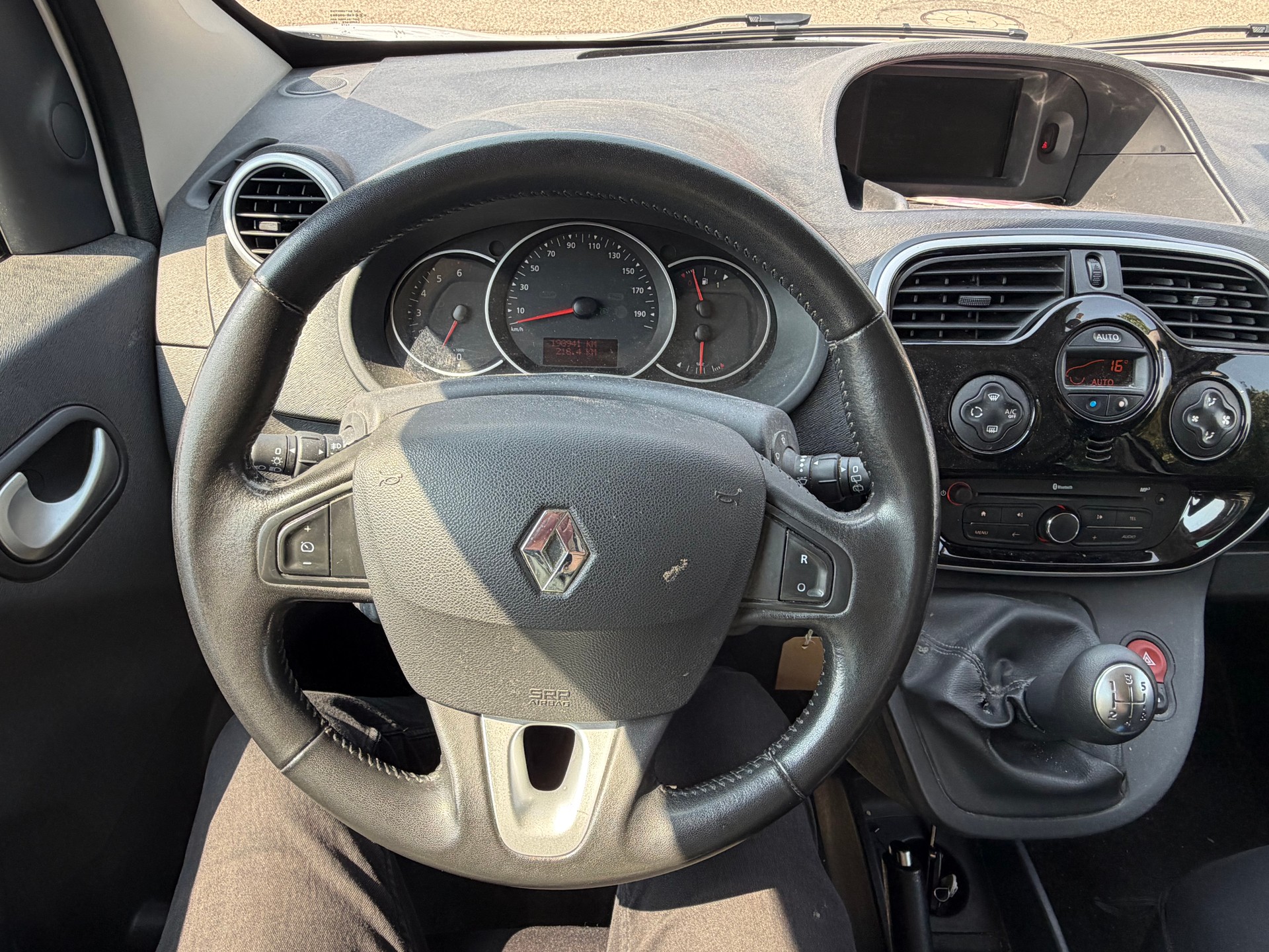 RENAULT Kangoo 1.5 dCi Dynamique-image-14