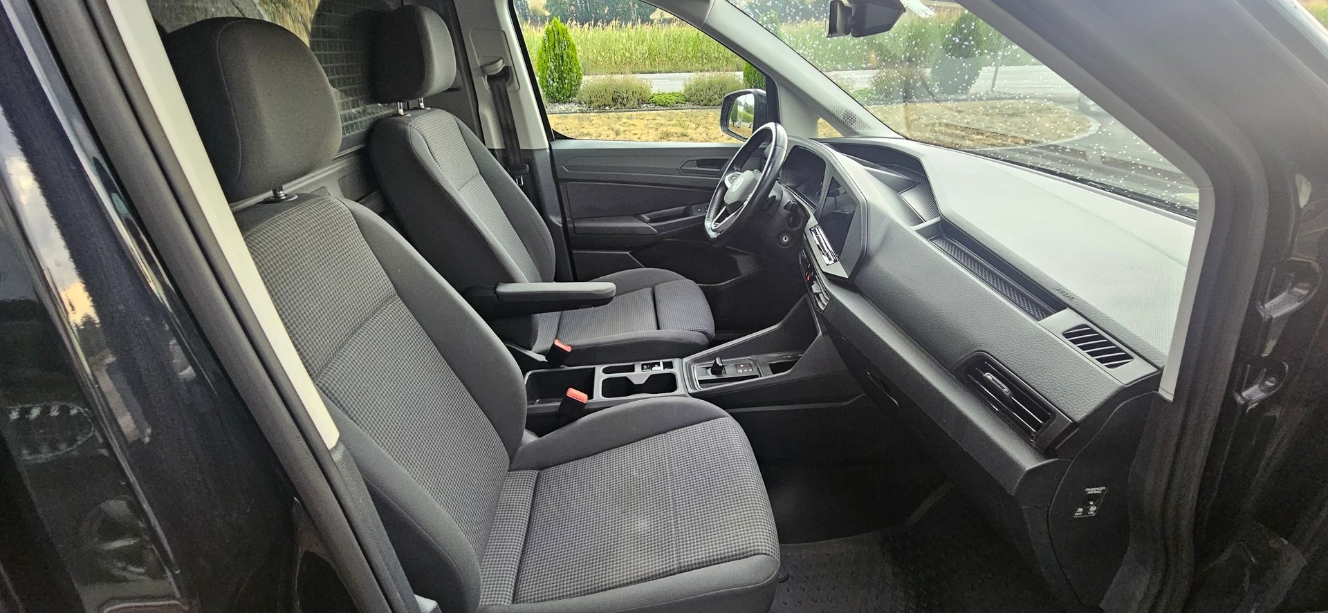 VW Caddy Cargo 2.0TDI DSG-image-10