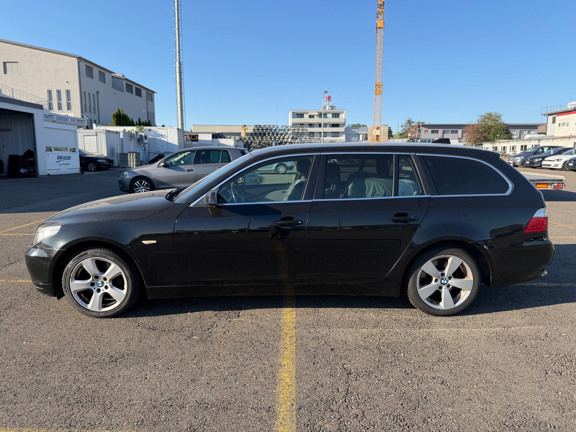 BMW 525xi Touring-image-3