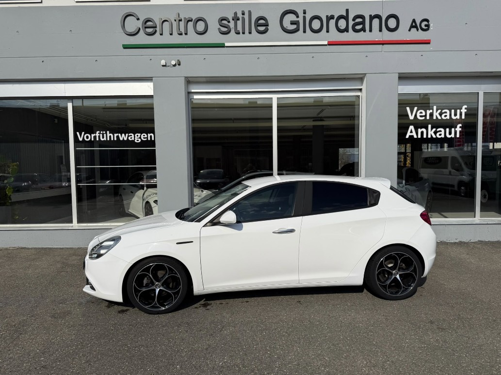 ALFA ROMEO Giulietta 1.6 JTDM Super-image-1