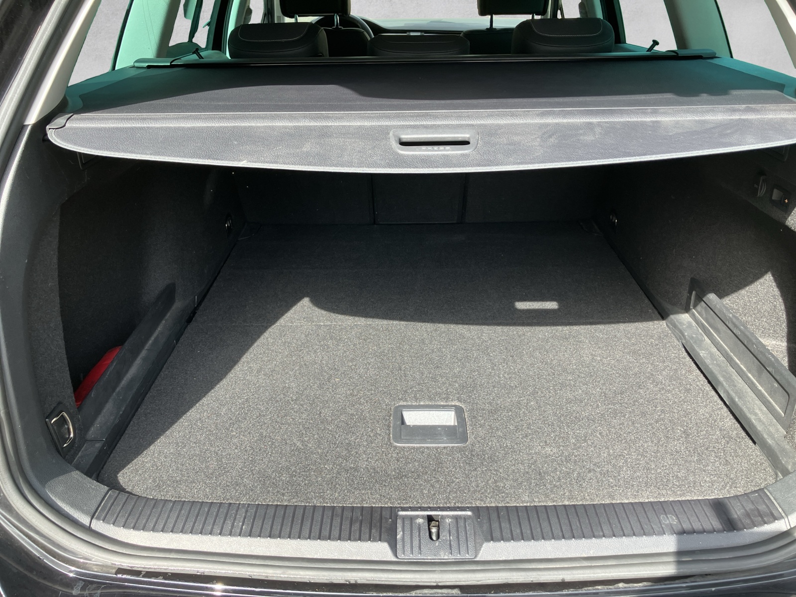 VW Passat Alltrack 2.0 TDI 4Motion DSG-image-8