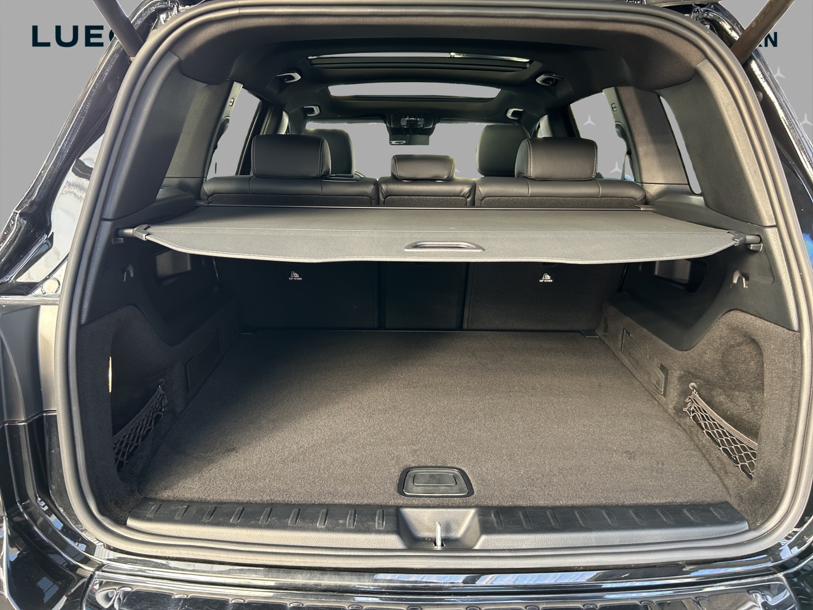 MERCEDES-BENZ GLB 250 4Matic AMG Line 8G-Tronic-image-14