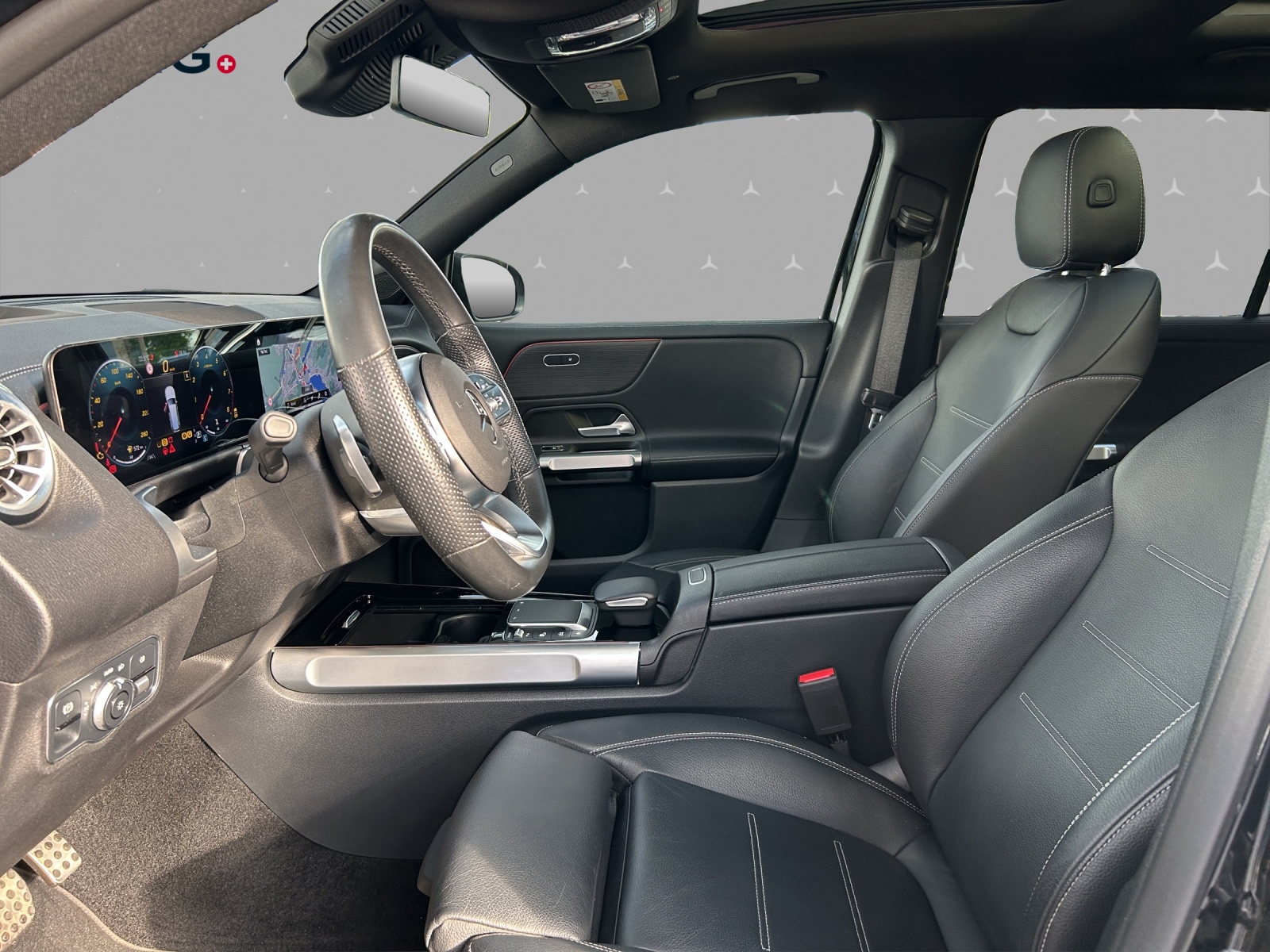 MERCEDES-BENZ GLB 250 4Matic AMG Line 8G-Tronic-image-7