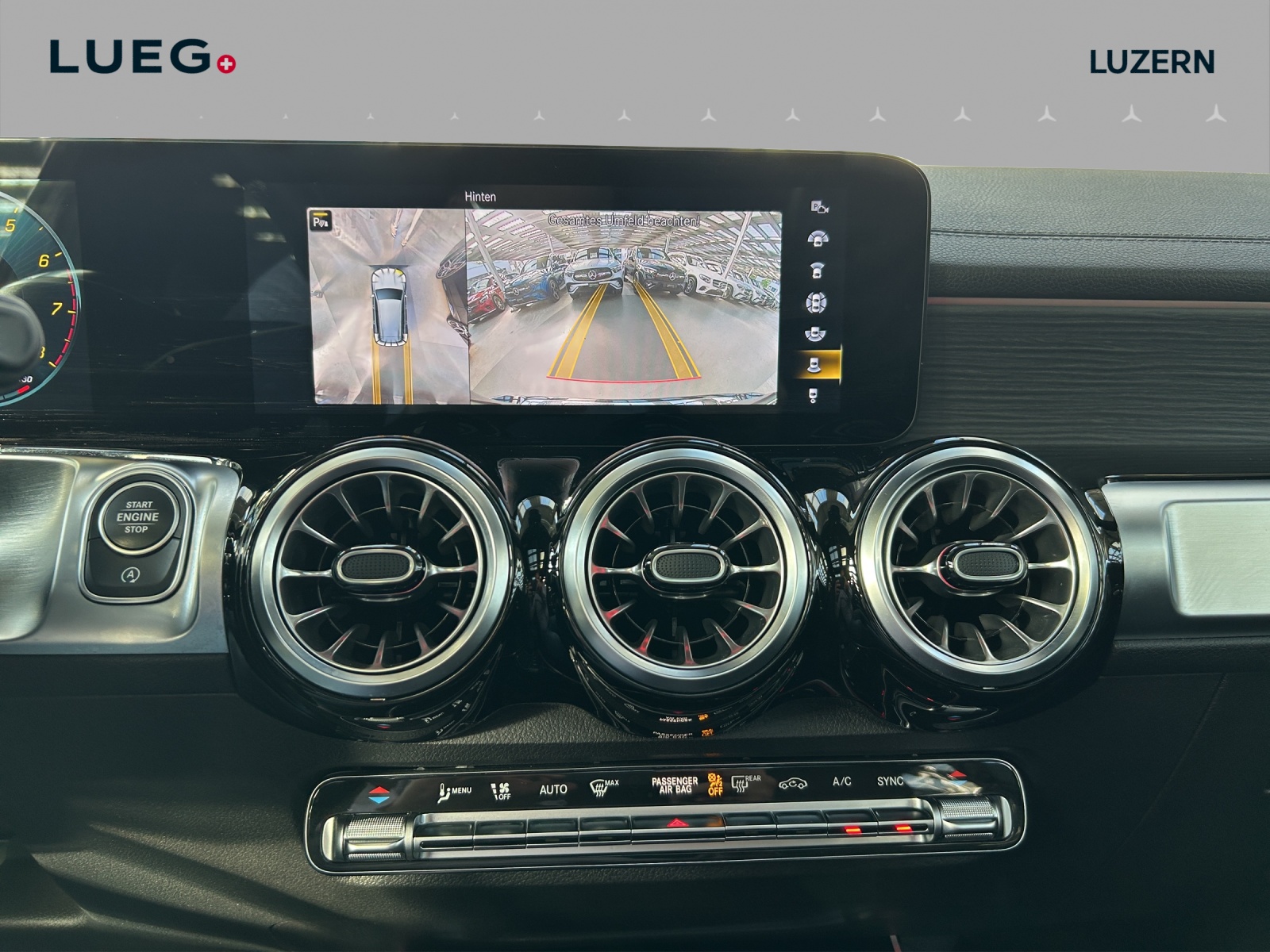 MERCEDES-BENZ GLB 250 4Matic AMG Line 8G-Tronic-image-11