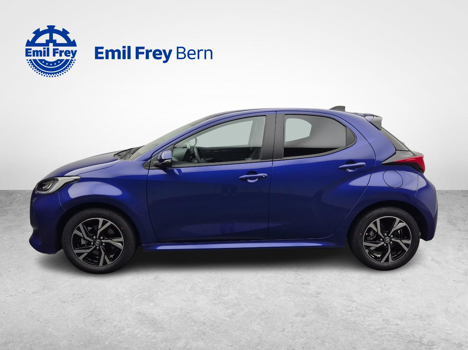 TOYOTA Yaris 1.5 VVT-i HSD Trend-image-1