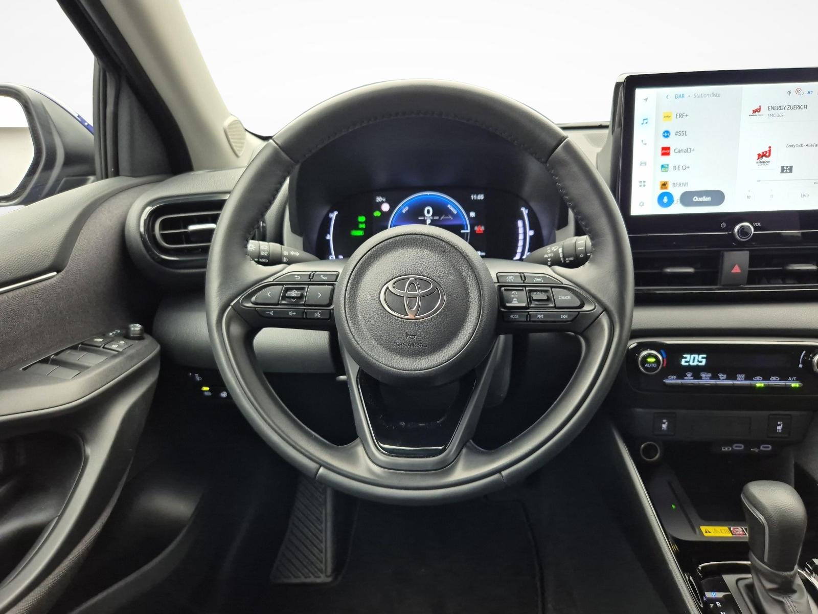 TOYOTA Yaris 1.5 VVT-i HSD Trend-image-9