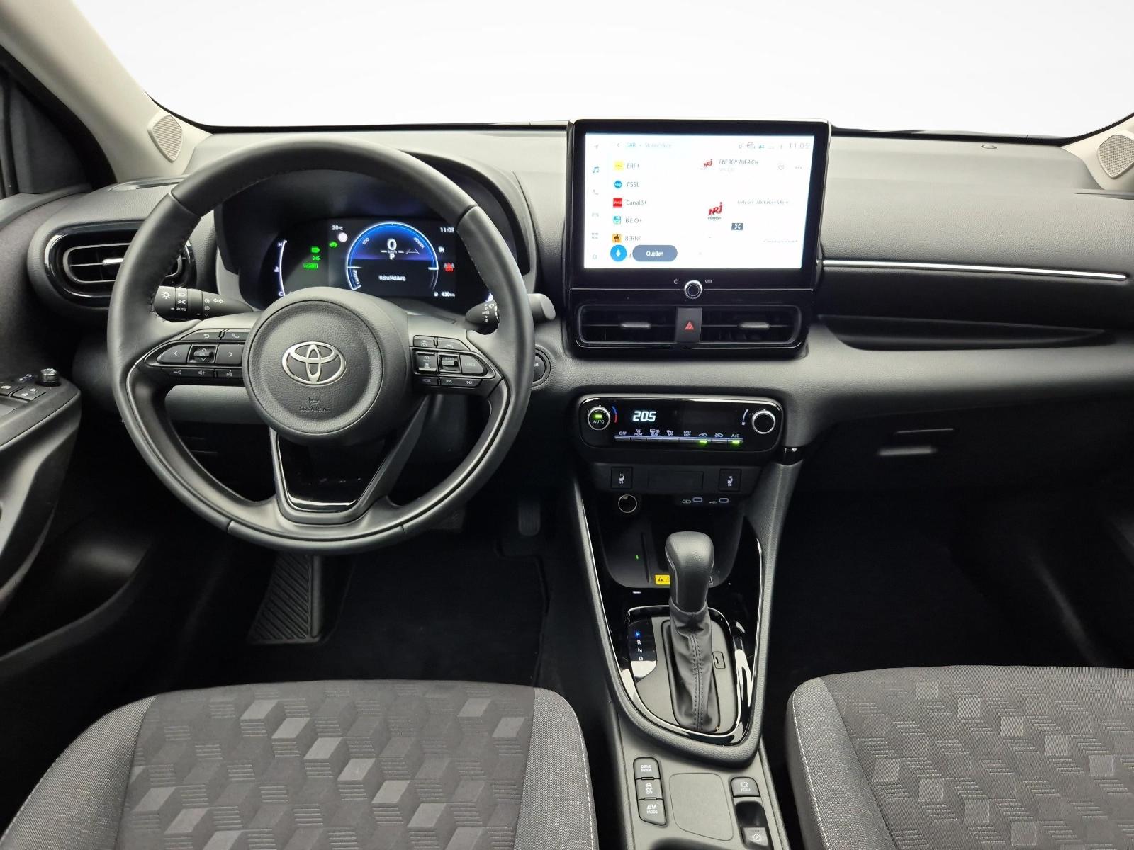 TOYOTA Yaris 1.5 VVT-i HSD Trend-image-7