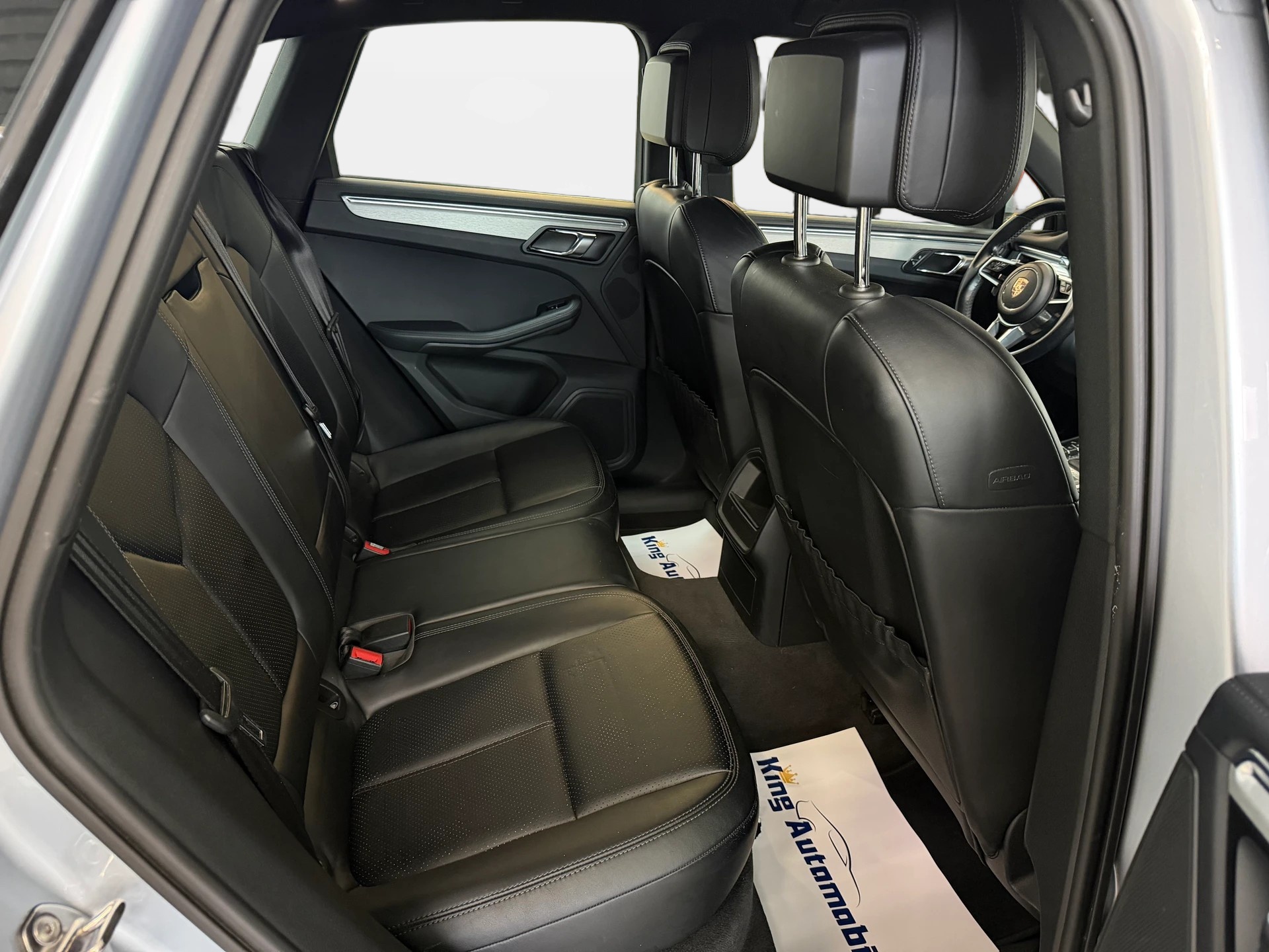 PORSCHE Macan S PDK | CH-Auto | Frisch MFK | AHK 2.3t. | DAB+ | RF-Kamera-image-10