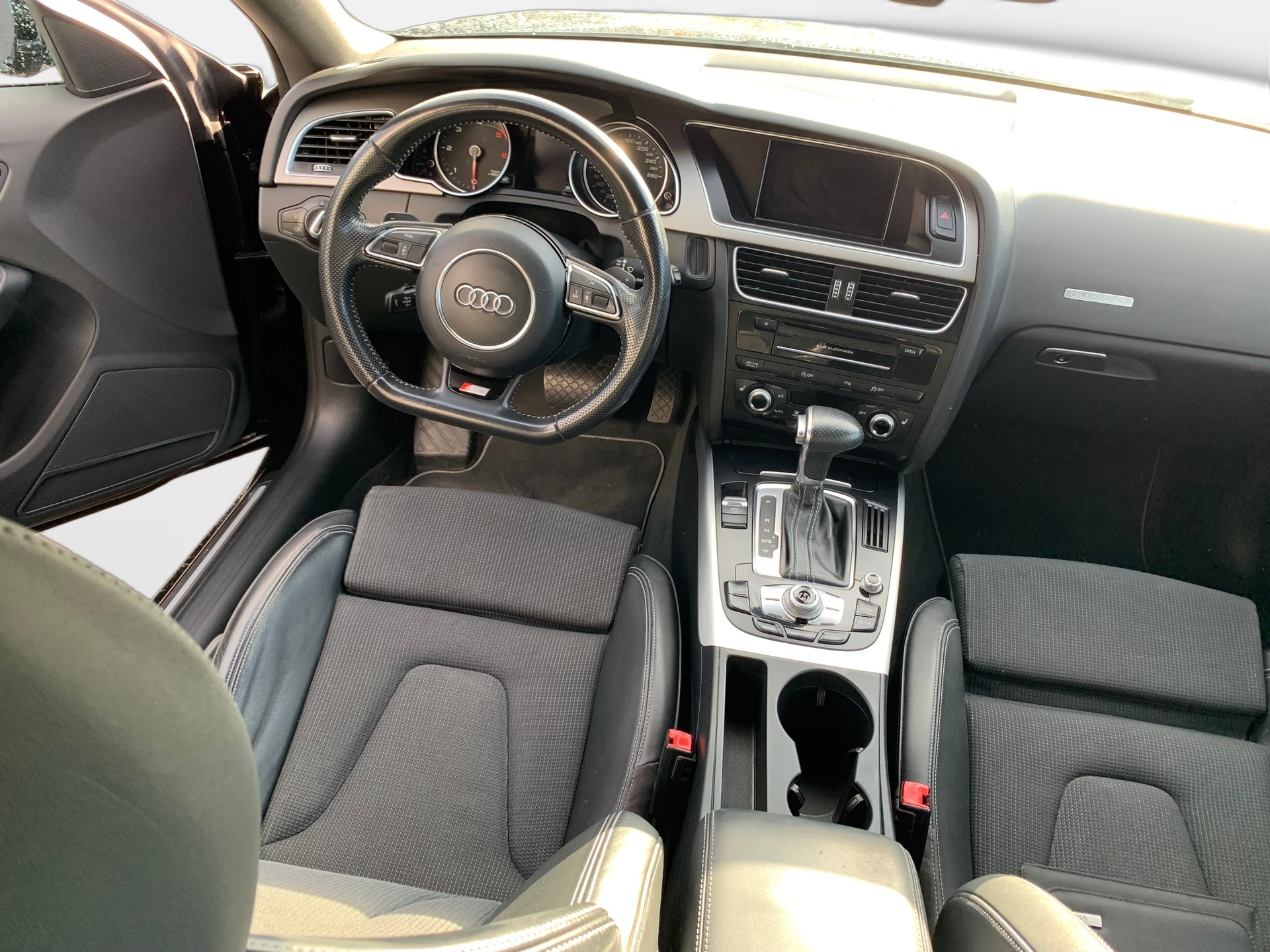 AUDI A5 Sportback 2.0 TDI quattro S-tronic-image-8