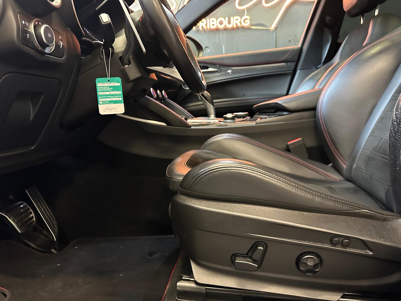 ALFA ROMEO Stelvio 2.9 V6 Quadrifoglio Q4 Automatic *Toit ouvrant *Media Harman Kardon *Sièges chauffants-image-9