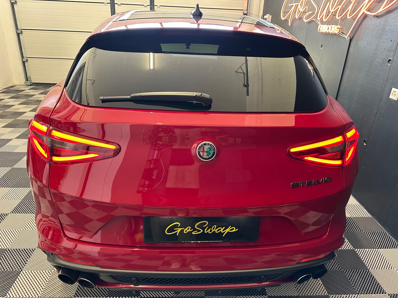 ALFA ROMEO Stelvio 2.9 V6 Quadrifoglio Q4 Automatic *Toit ouvrant *Media Harman Kardon *Sièges chauffants-image-4