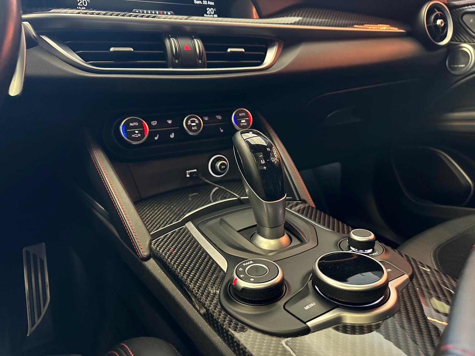 ALFA ROMEO Stelvio 2.9 V6 Quadrifoglio Q4 Automatic *Toit ouvrant *Media Harman Kardon *Sièges chauffants-image-23