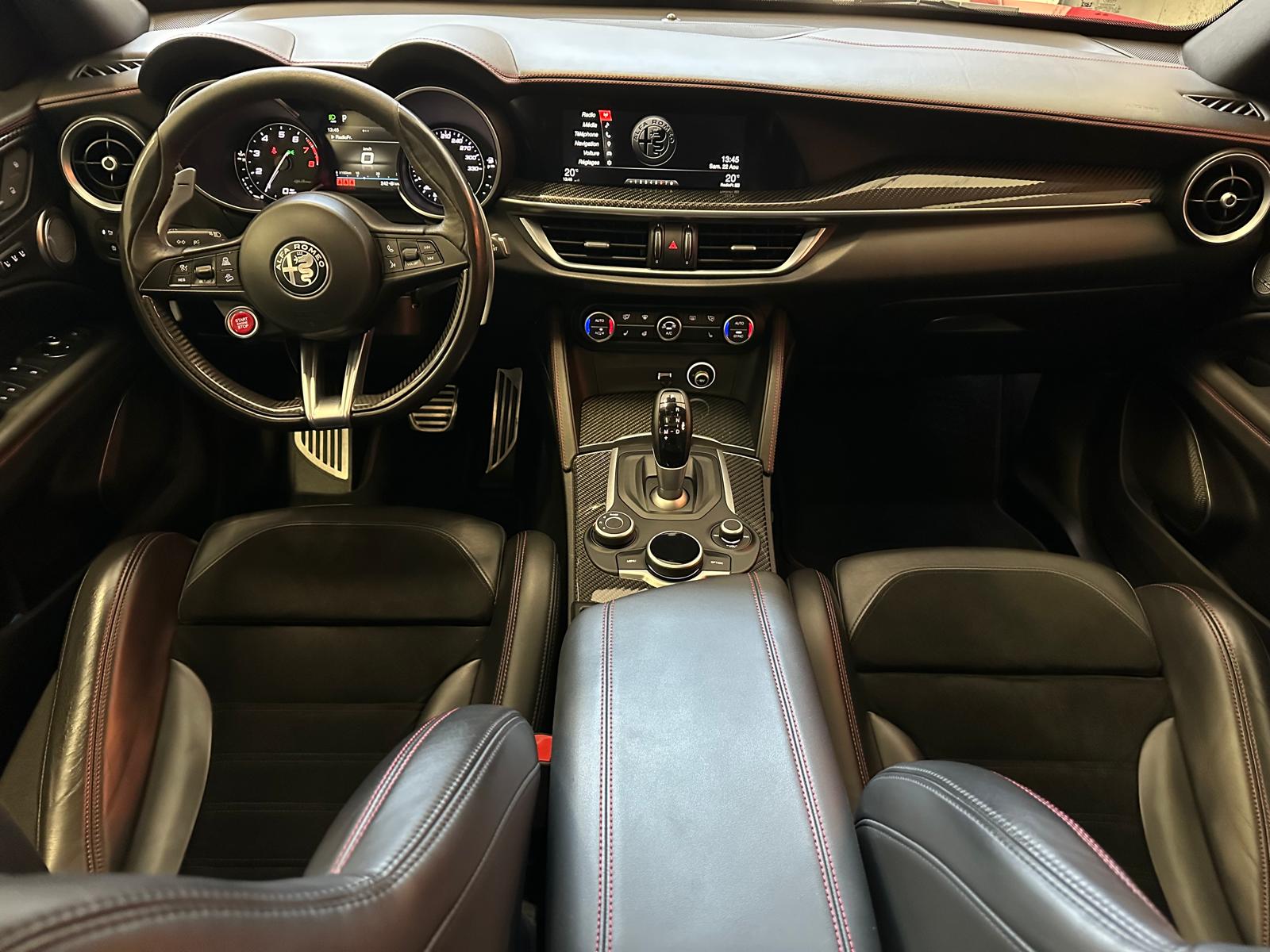 ALFA ROMEO Stelvio 2.9 V6 Quadrifoglio Q4 Automatic *Toit ouvrant *Media Harman Kardon *Sièges chauffants-image-14