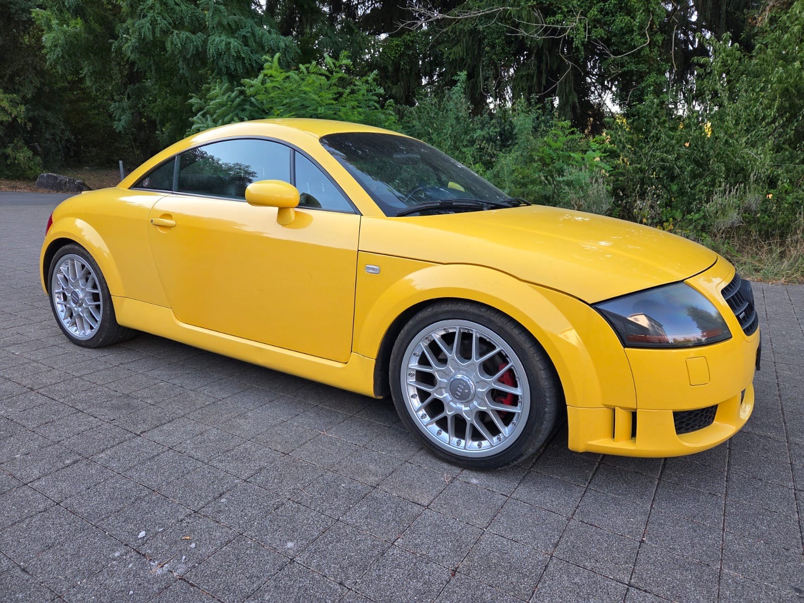 AUDI TT Coupé 1.8 T quattro-image-4