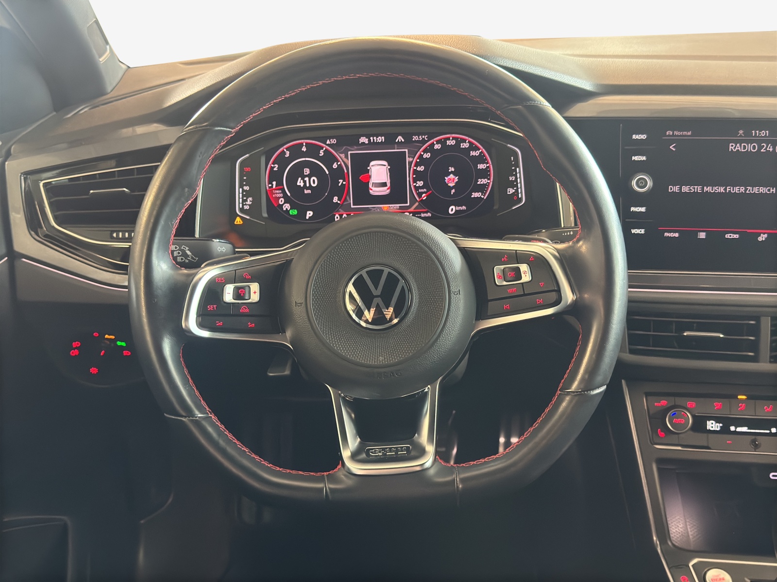 VW Polo 2.0 TSI GTI DSG-image-9