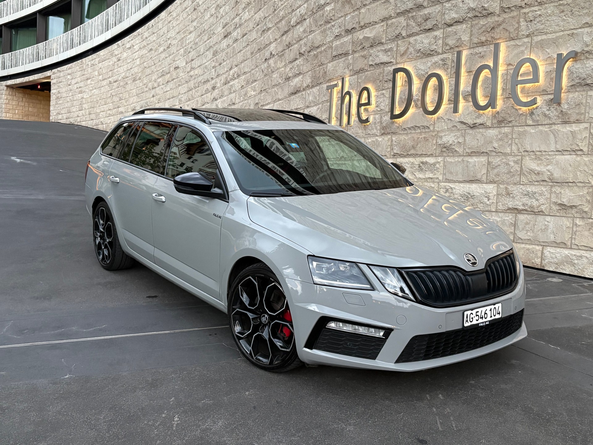 SKODA 2.0 TDI 184 RS 4x4 DSG-image-0