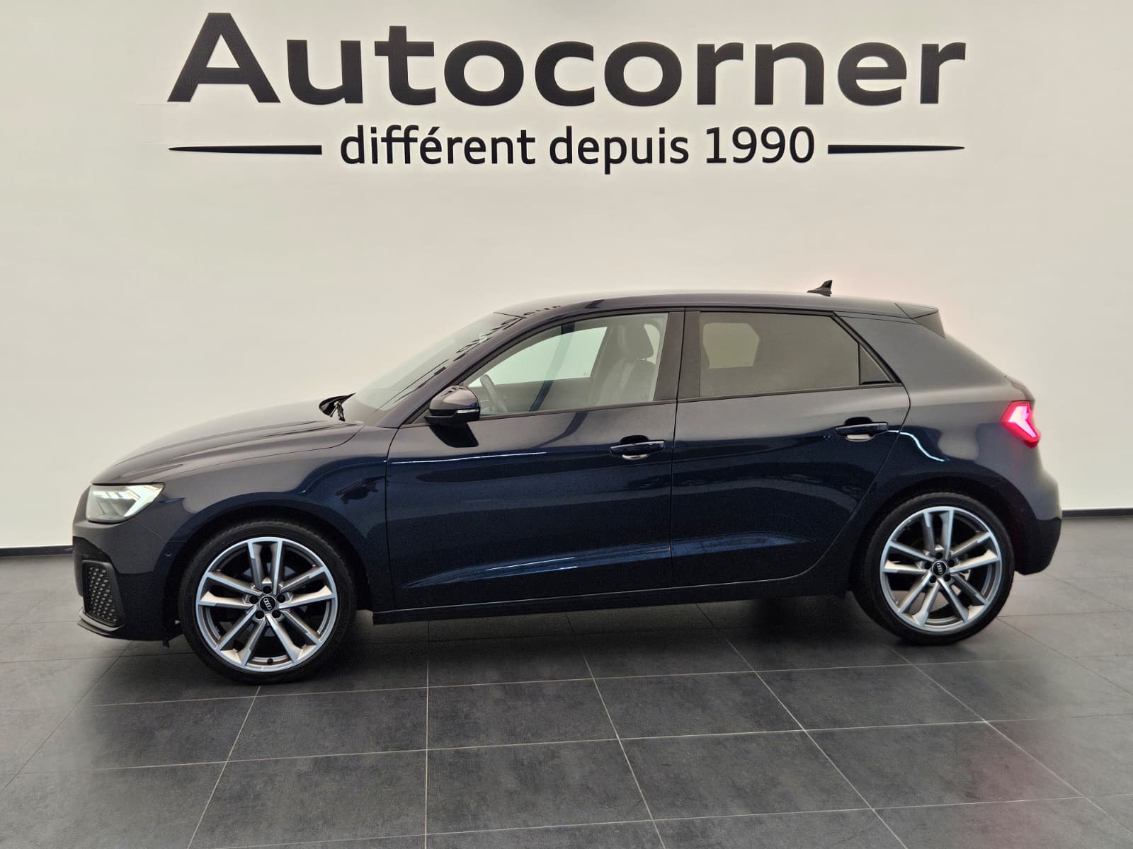 AUDI A1 Sportback 30 TFSI advanced Attraction S-tronic-image-1
