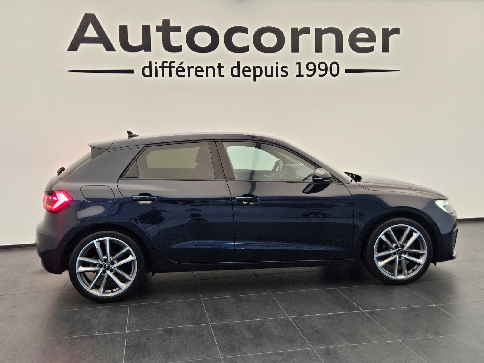AUDI A1 Sportback 30 TFSI advanced Attraction S-tronic-image-5