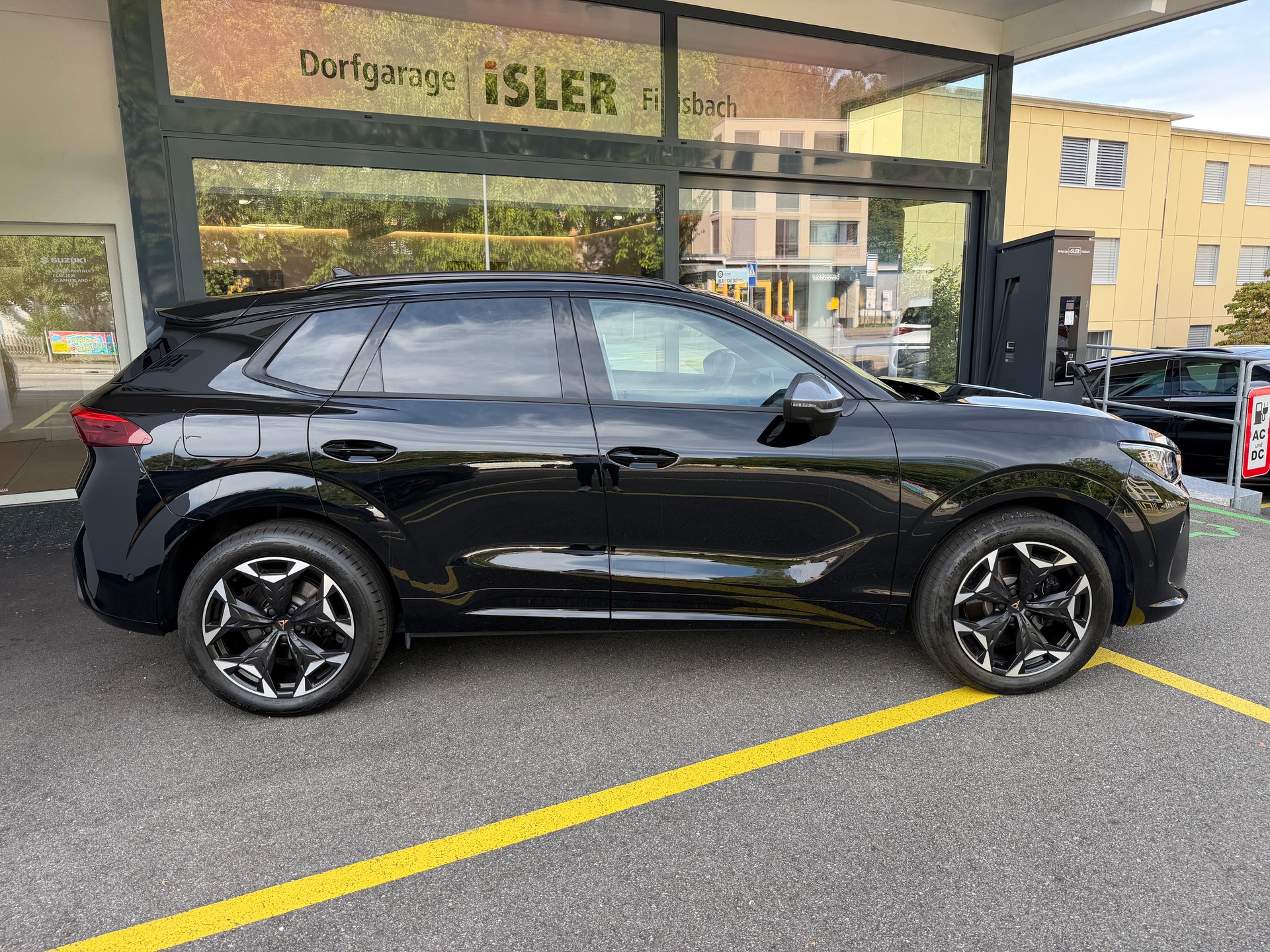 CUPRA Terramar 1.5 eHybrid DSG VZ-image-1