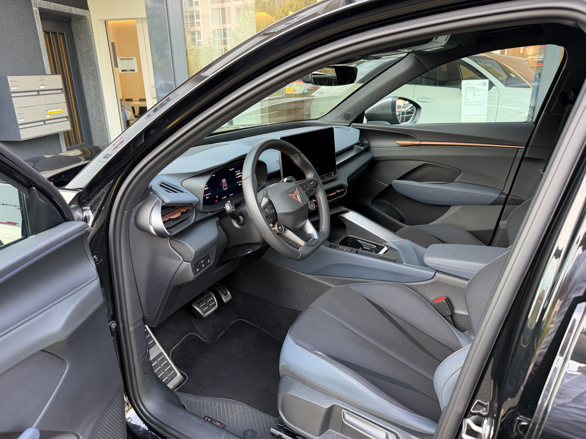 CUPRA Terramar 1.5 eHybrid DSG VZ-image-9