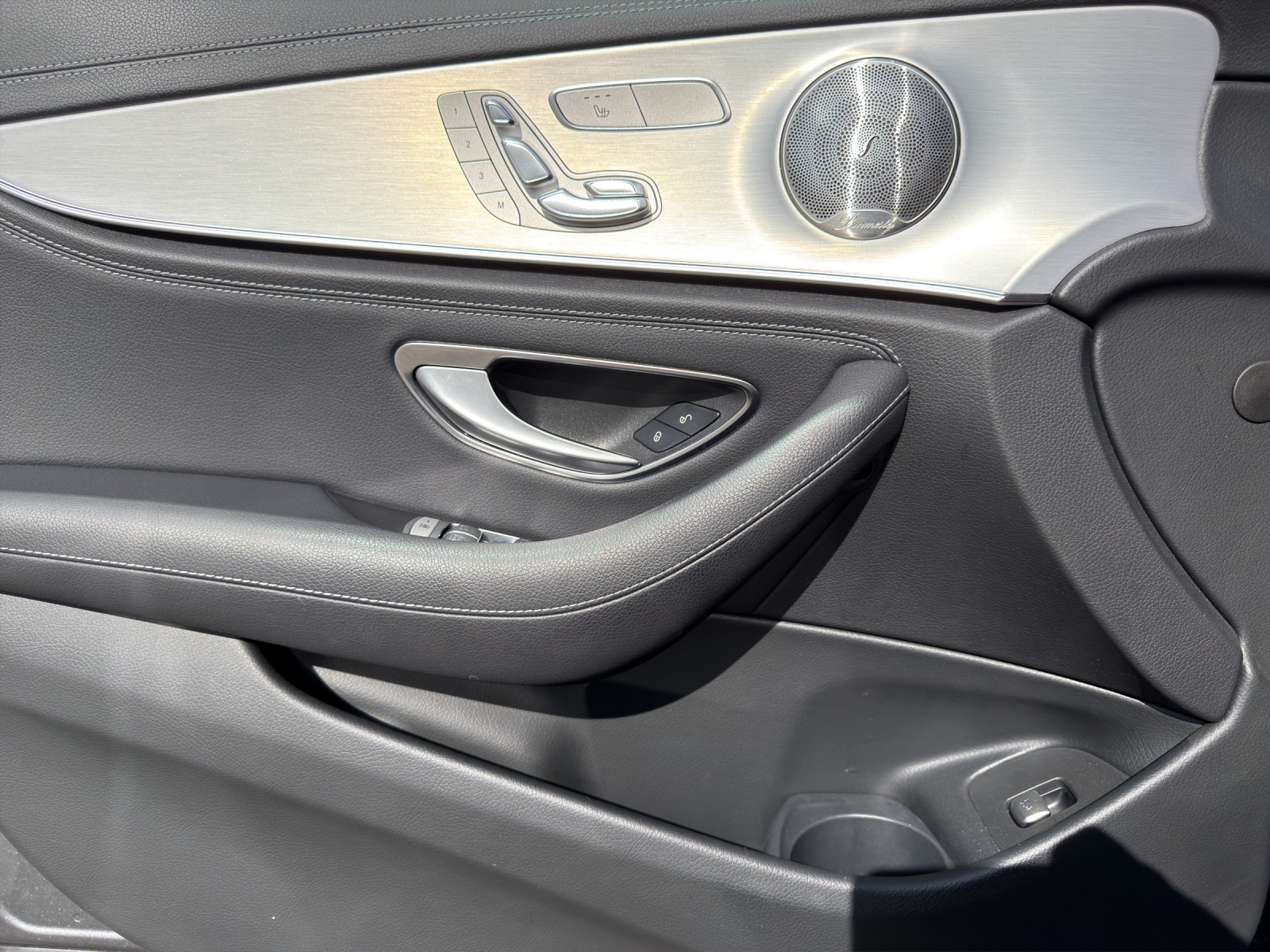 MERCEDES-BENZ E 220 d T 4Matic AMG Line 9G-Tronic-image-12