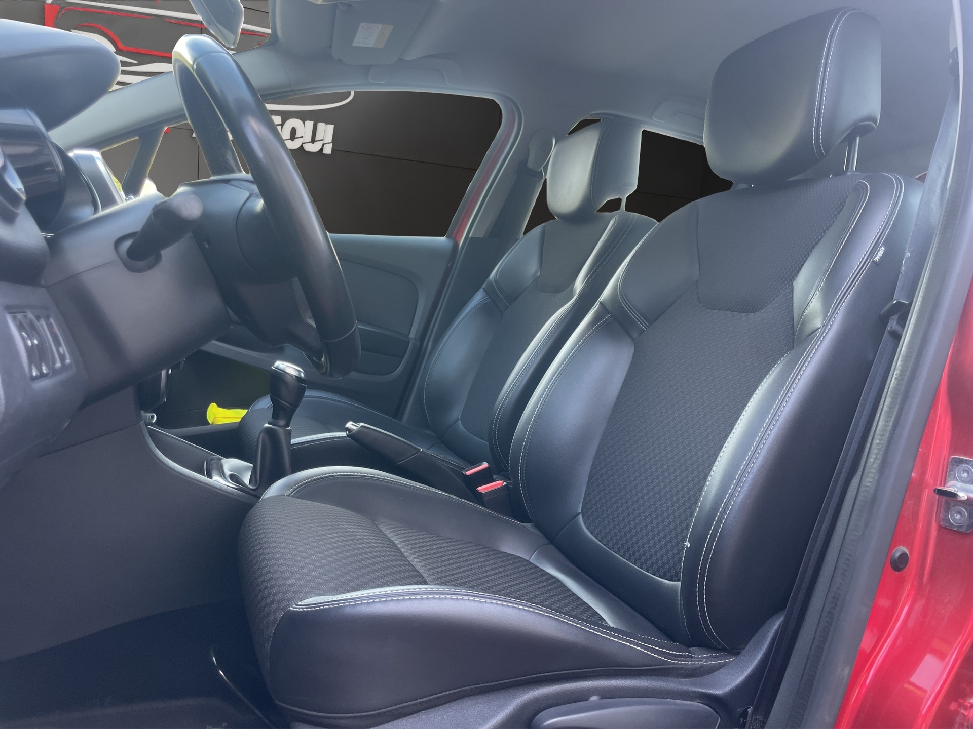 RENAULT Clio 0.9 Life-image-8